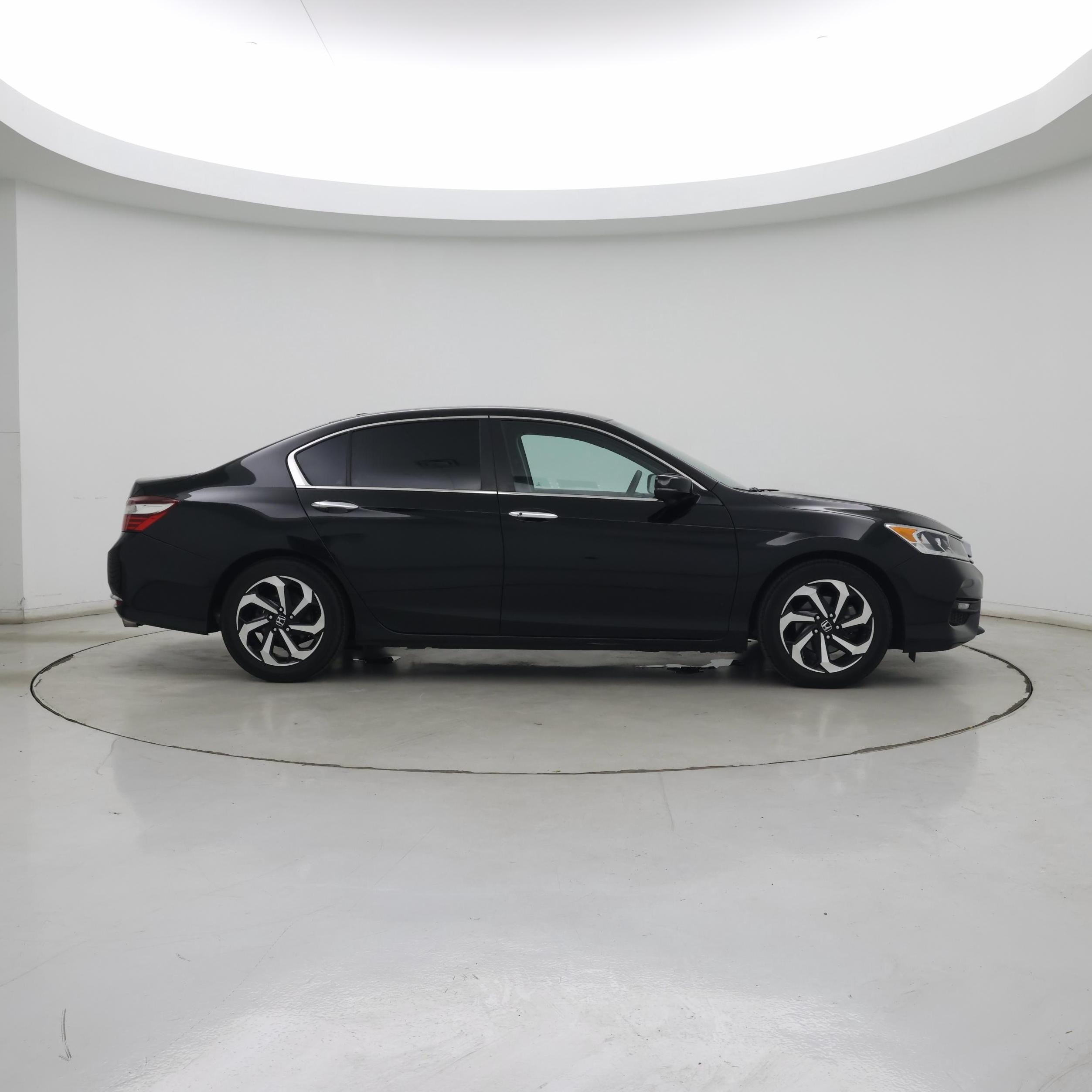 Thumbnail: 2017 Honda Accord - 7