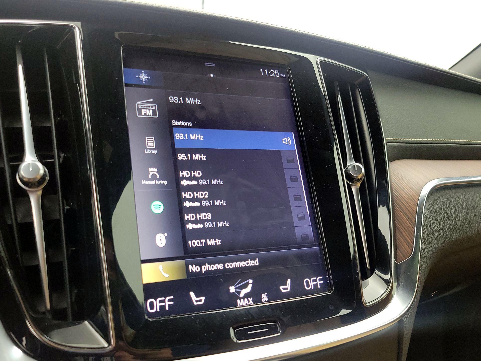 Thumbnail: 2020 Volvo S60 - 16