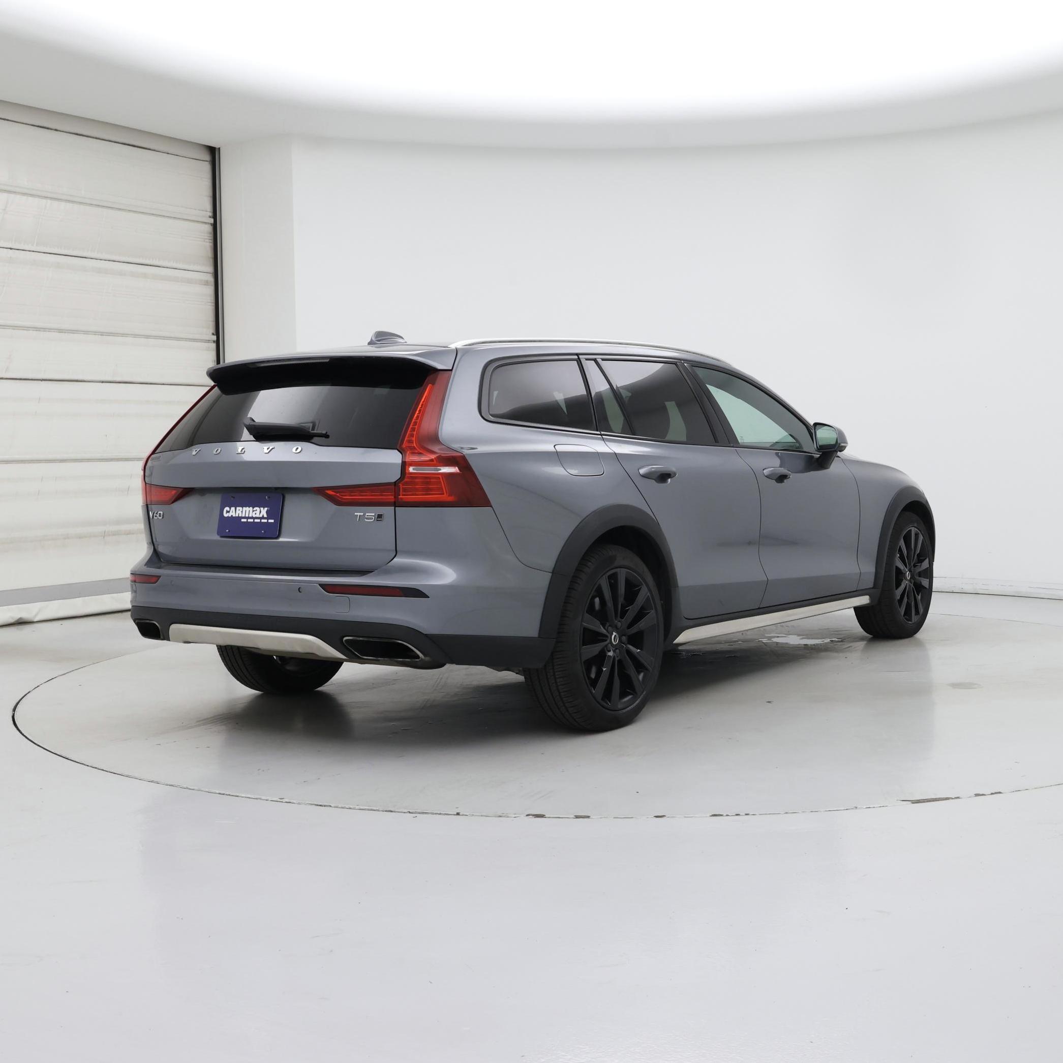Thumbnail: 2020 Volvo S60 - 8