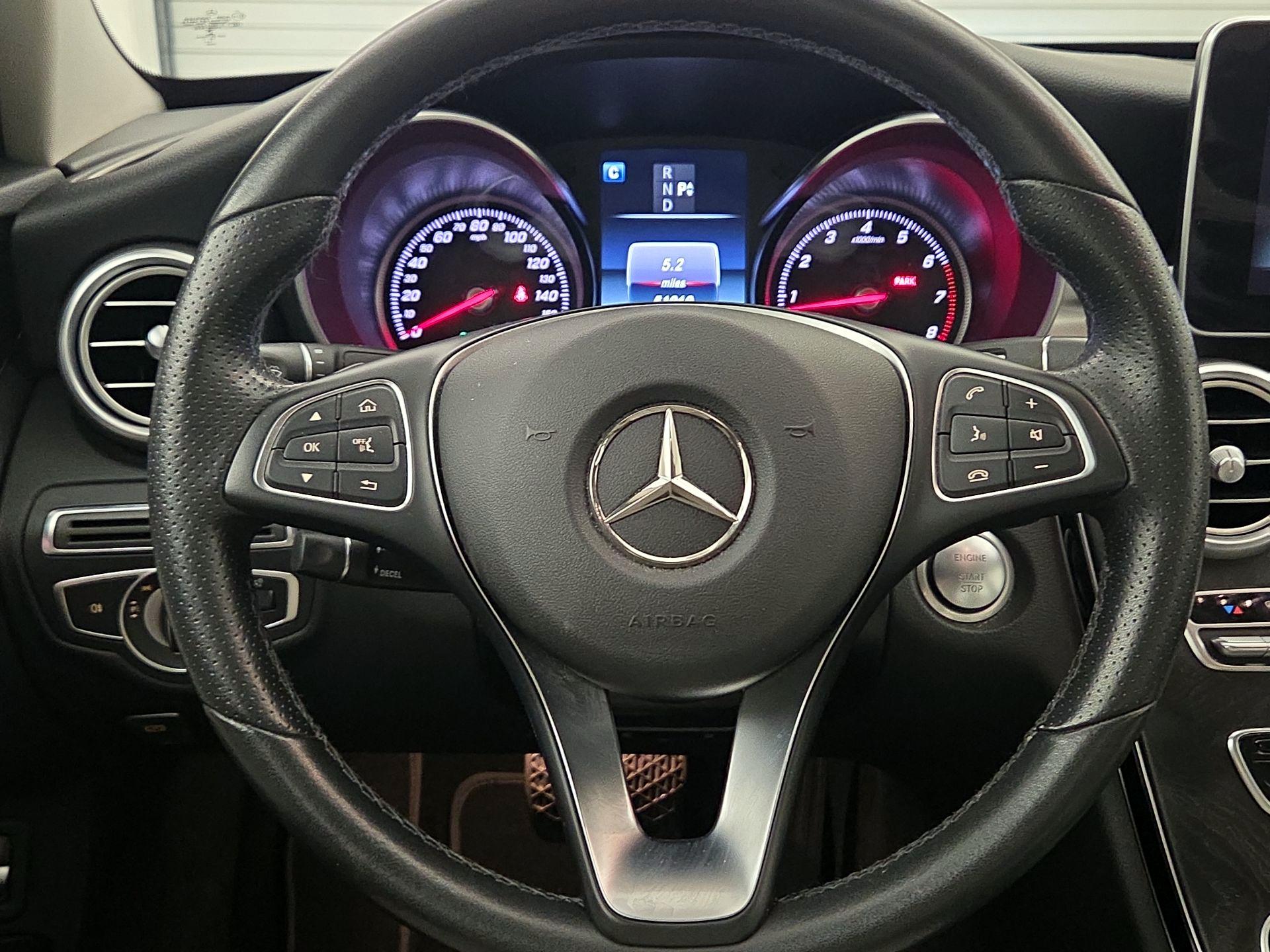 Thumbnail: 2017 Mercedes-Benz C-Class - 10
