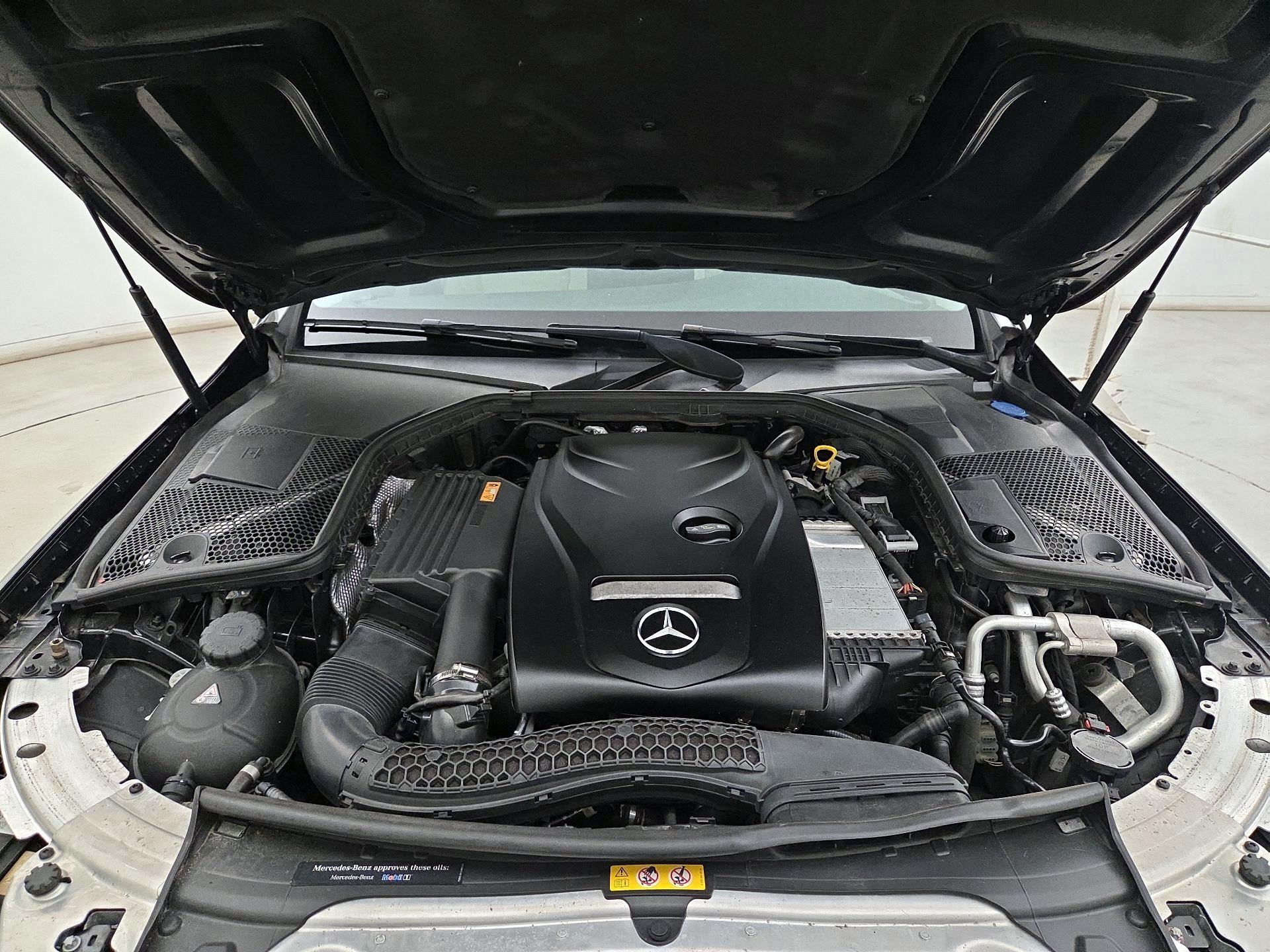 Thumbnail: 2017 Mercedes-Benz C-Class - 18