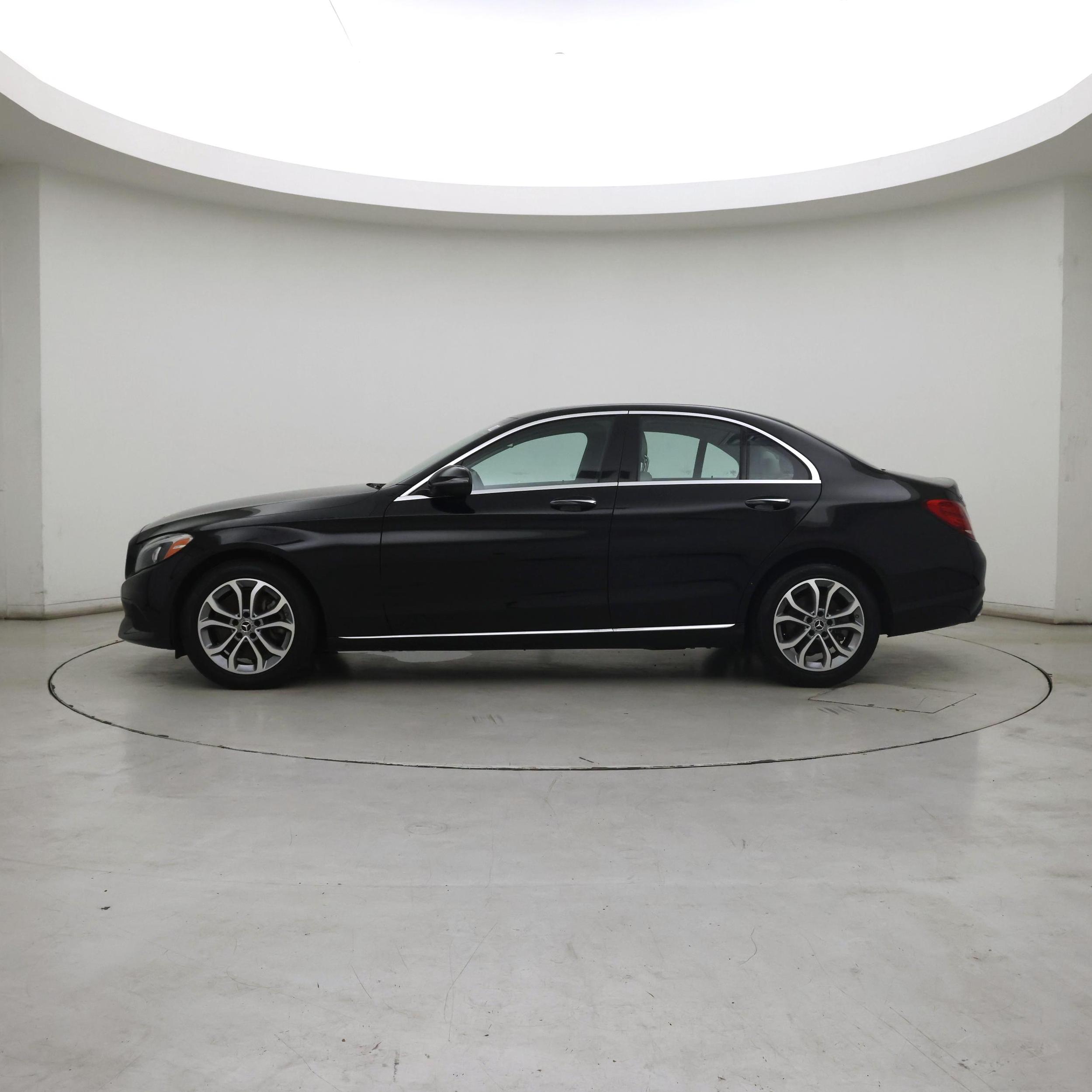 Thumbnail: 2017 Mercedes-Benz C-Class - 3