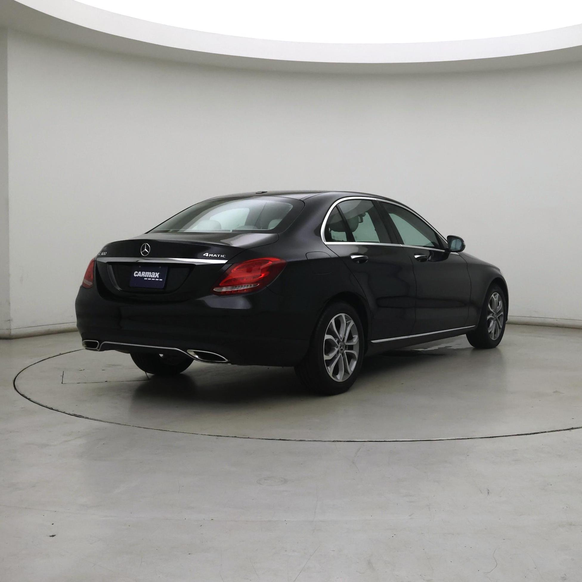 Thumbnail: 2017 Mercedes-Benz C-Class - 8