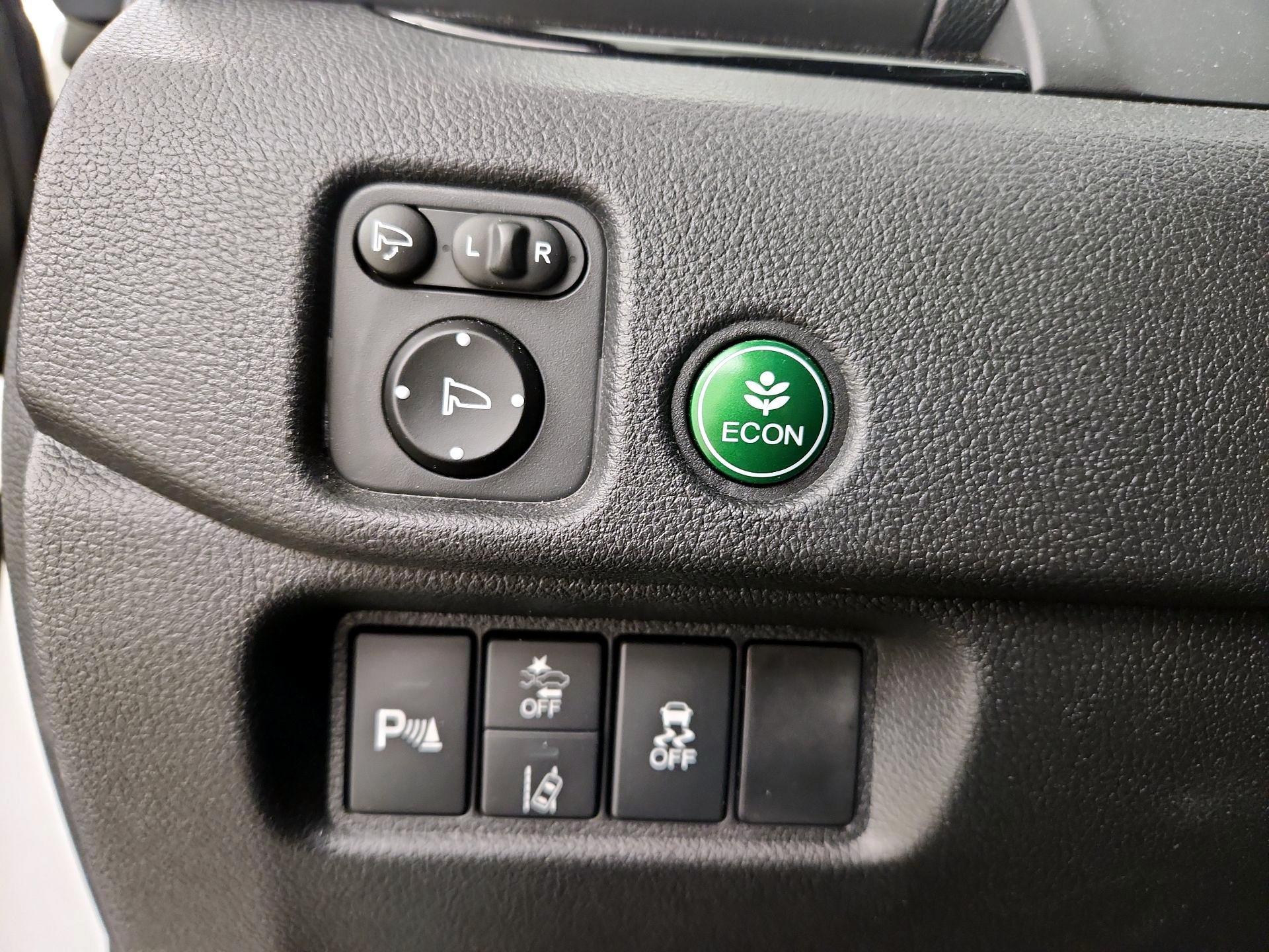 Thumbnail: 2019 Honda Passport - 13