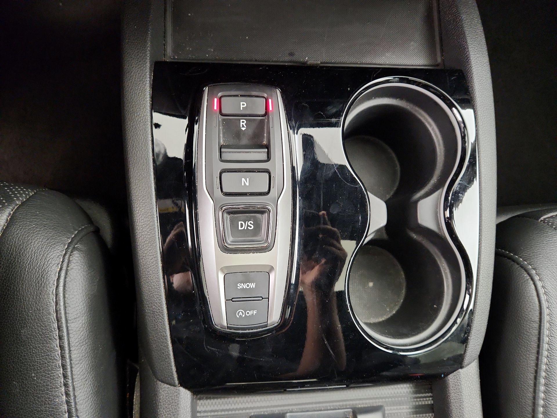 Thumbnail: 2019 Honda Passport - 17