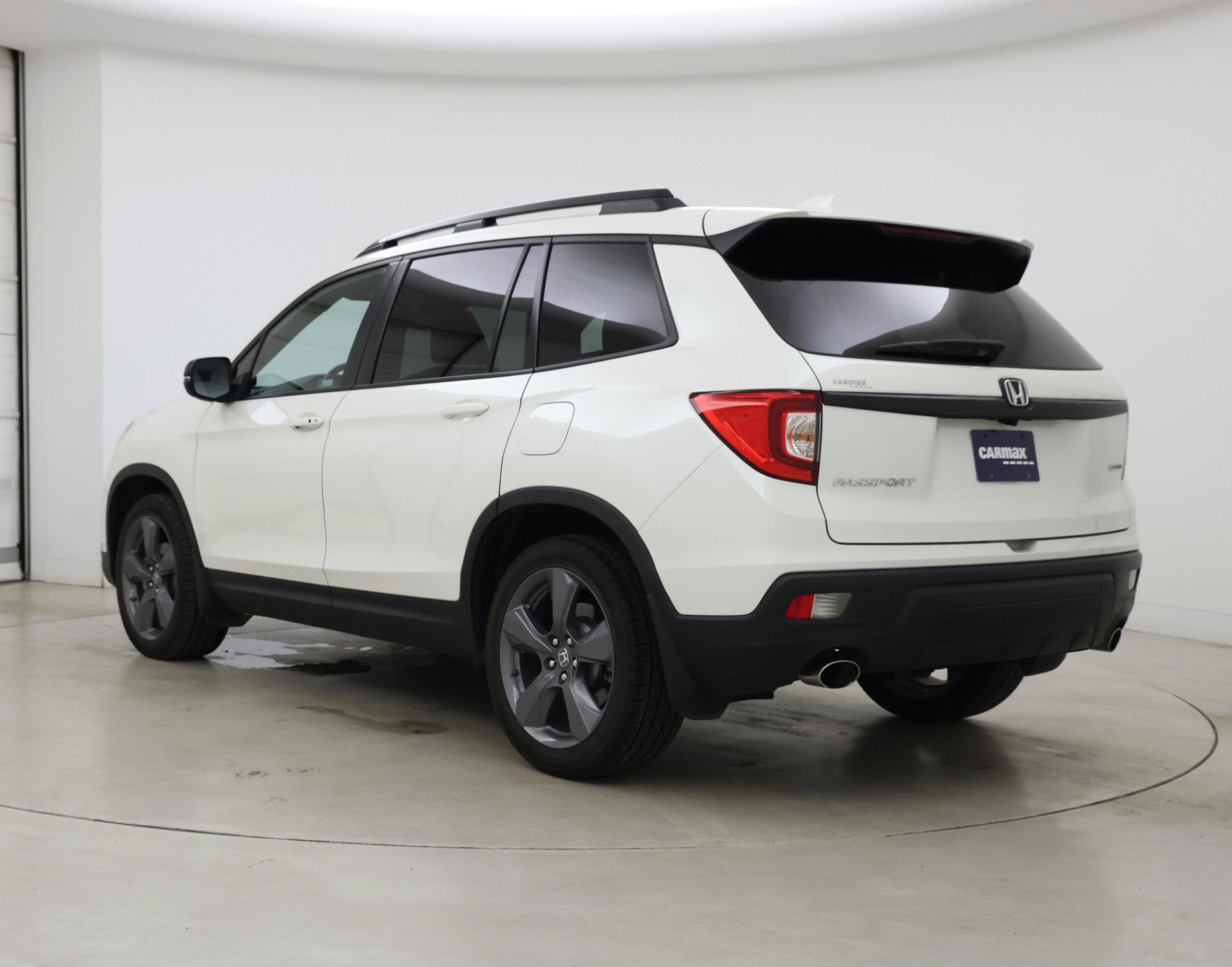 Thumbnail: 2019 Honda Passport - 2