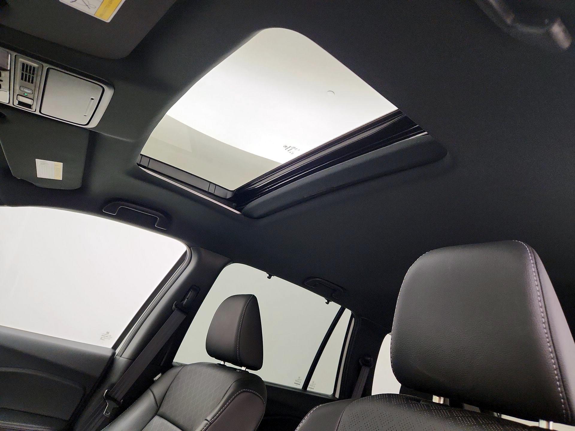 Thumbnail: 2019 Honda Passport - 19