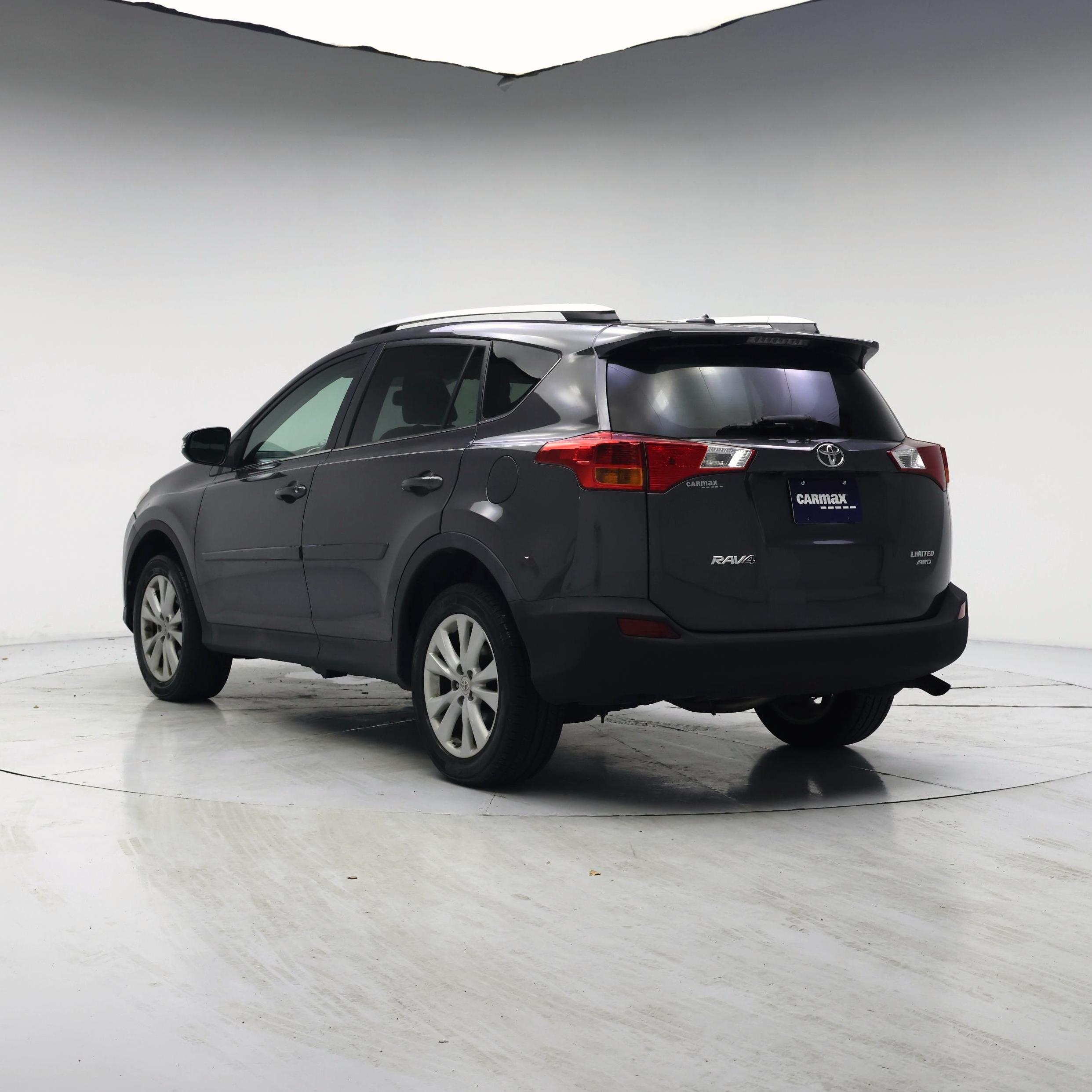 Thumbnail: 2015 Toyota RAV4 - 2