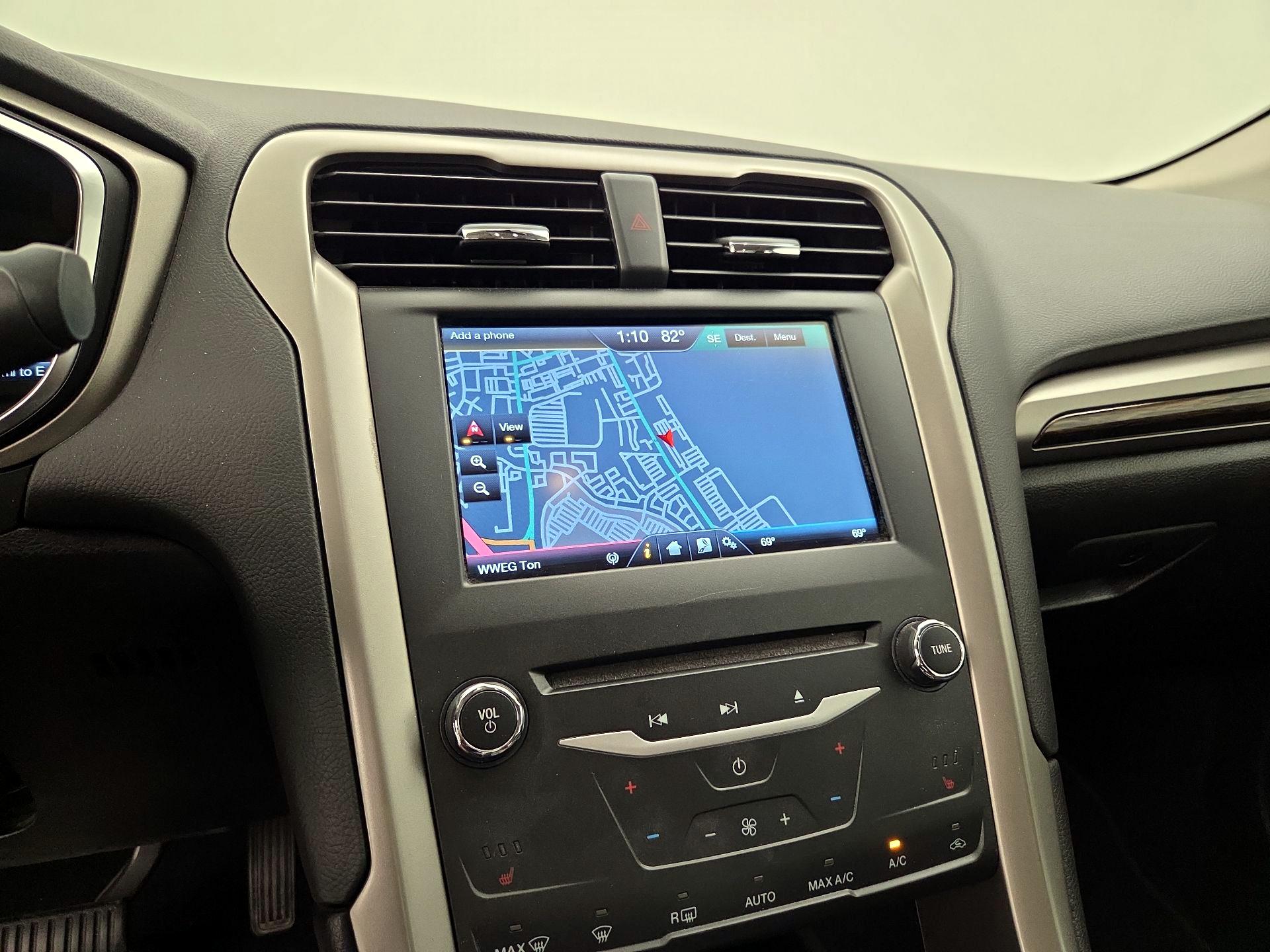 Thumbnail: 2015 Ford Fusion - 14