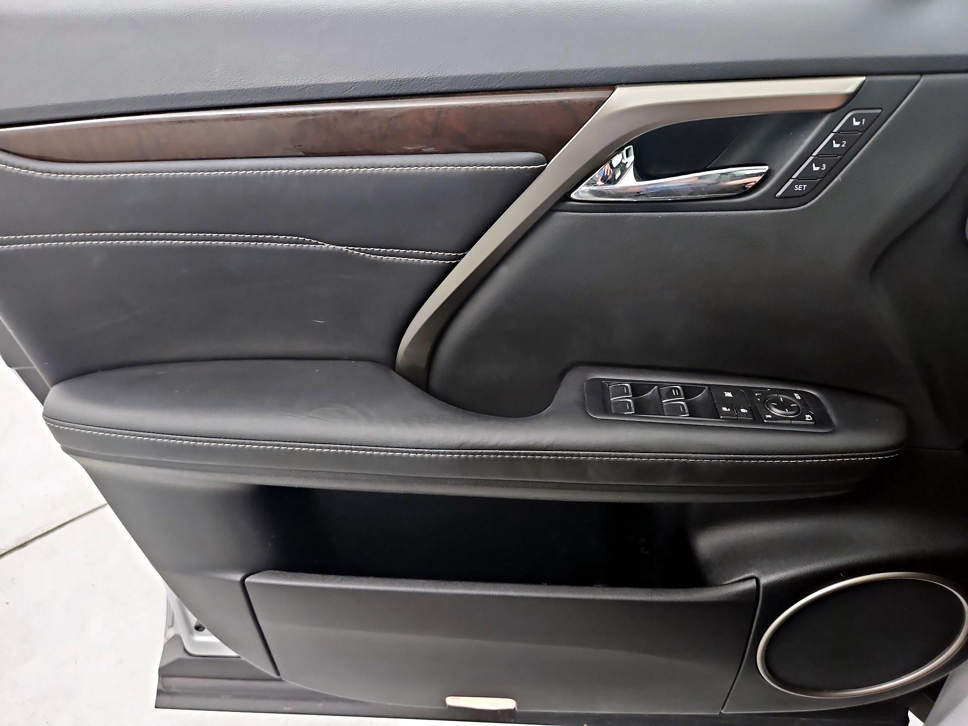 Thumbnail: 2016 Lexus RX - 12