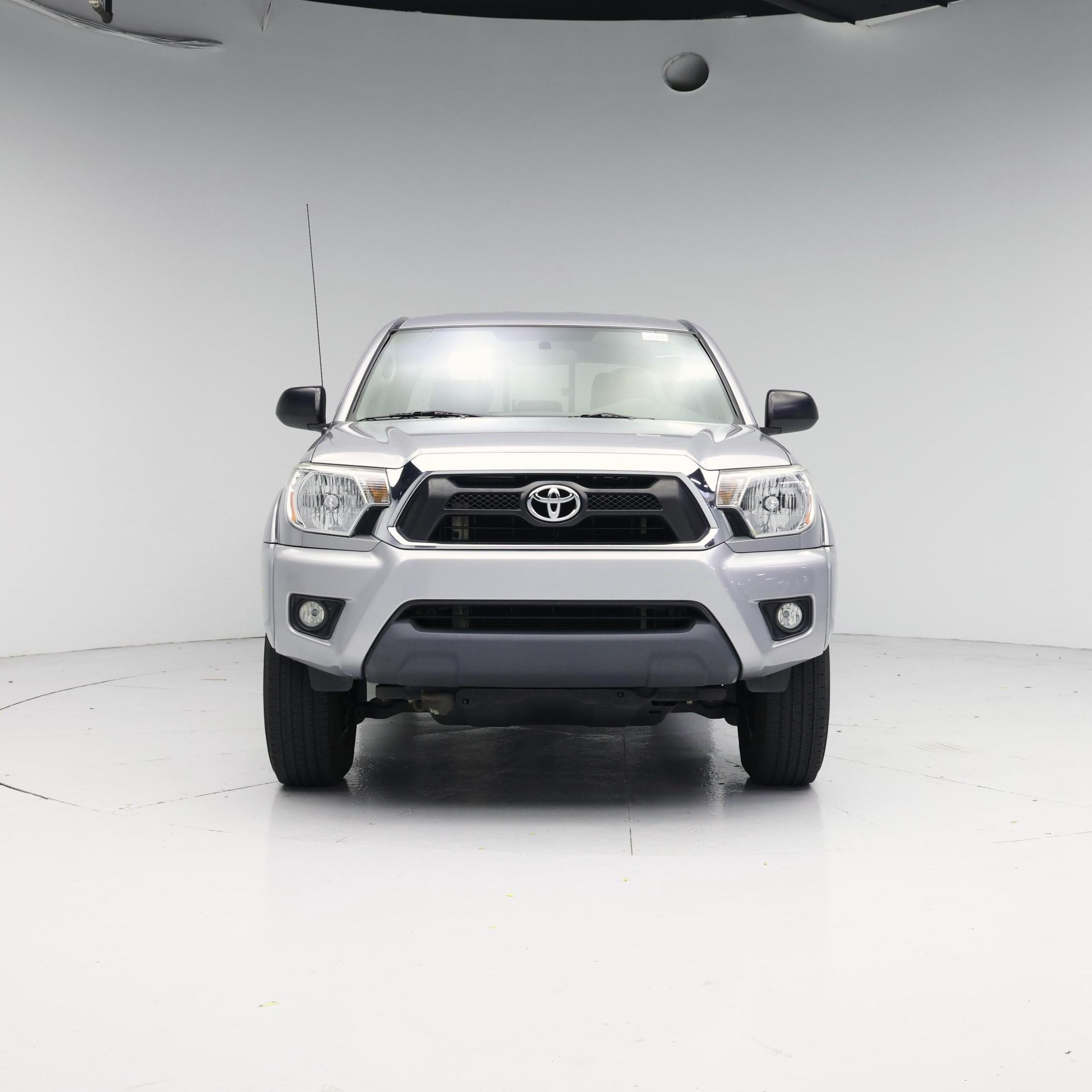 Thumbnail: 2015 Toyota Tacoma - 5