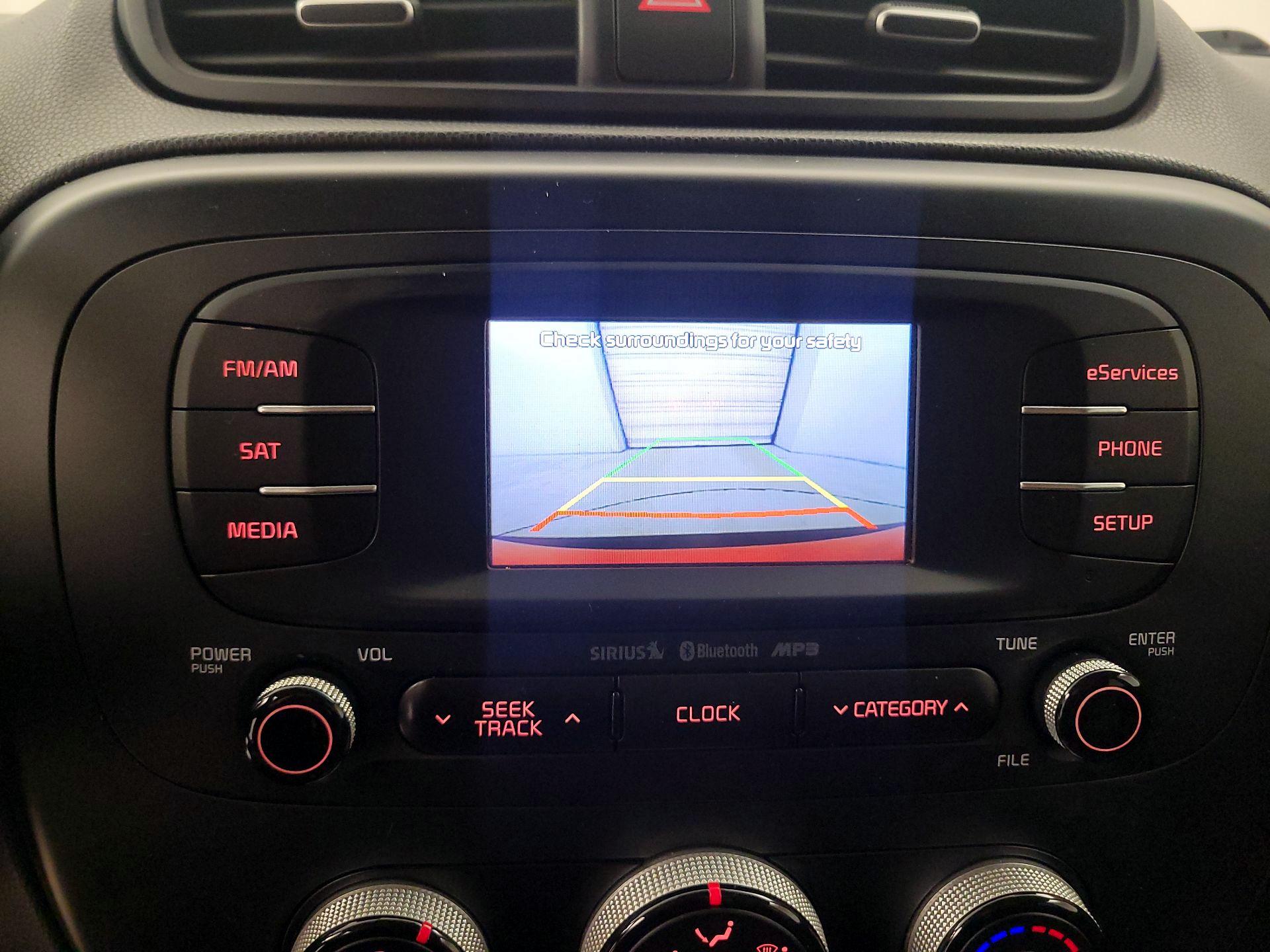 Thumbnail: 2015 Kia Soul - 14
