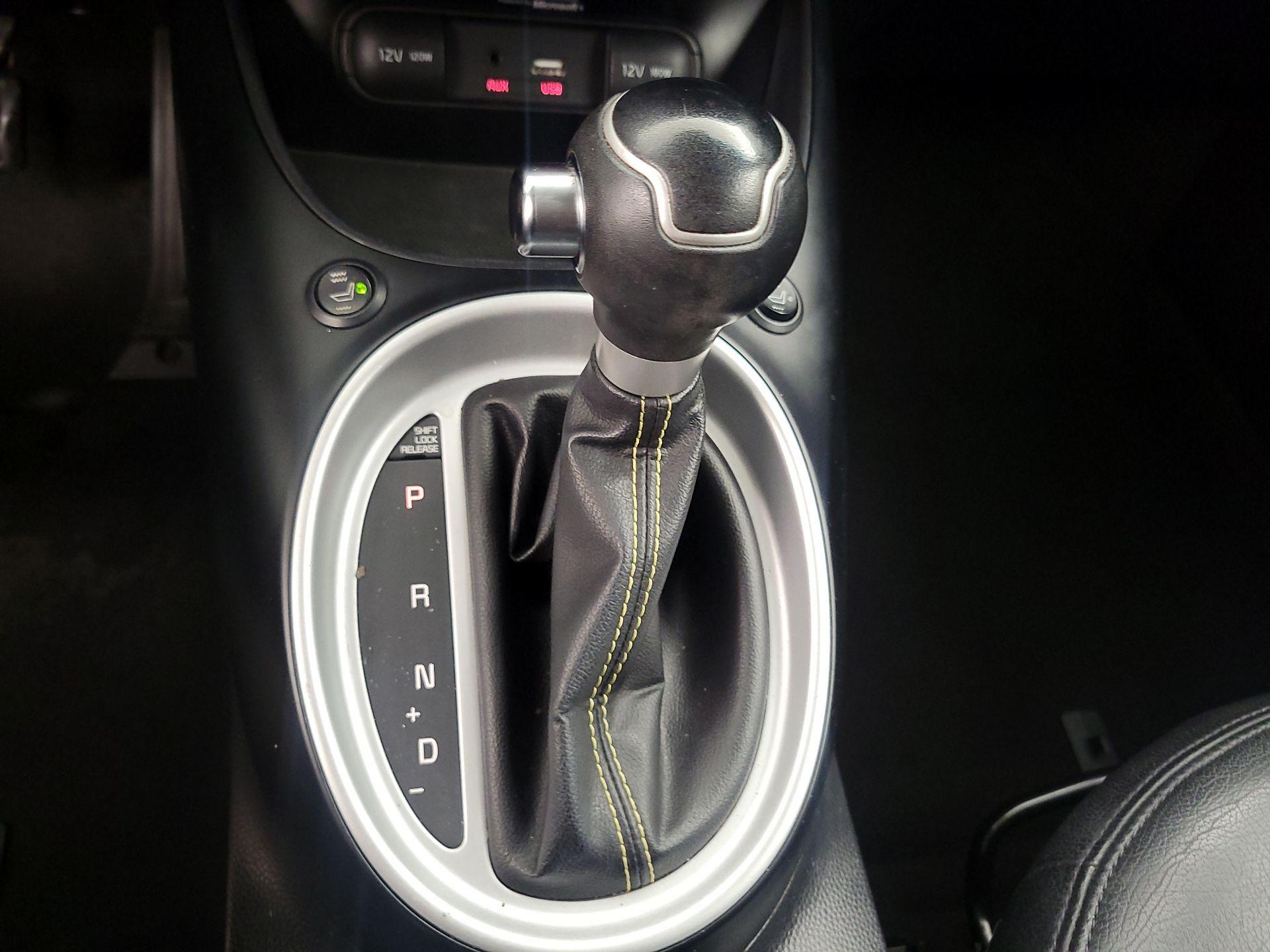 Thumbnail: 2015 Kia Soul - 17