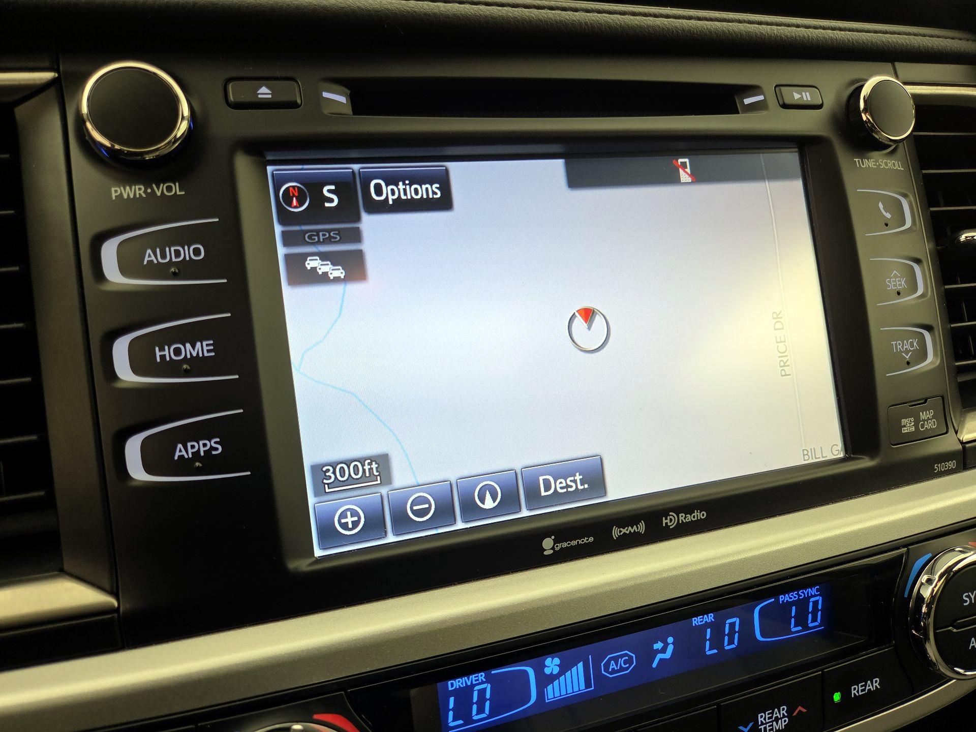 Thumbnail: 2019 Toyota Highlander - 14