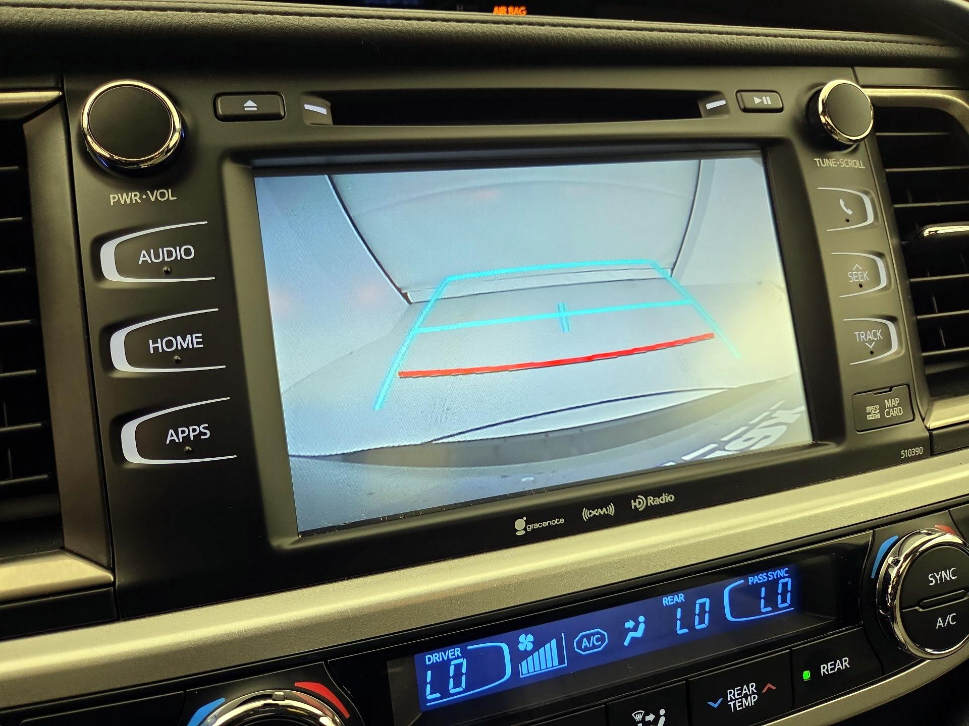 Thumbnail: 2019 Toyota Highlander - 15
