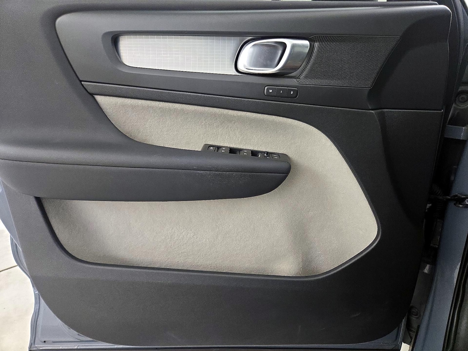 2020 Volvo XC40 Momentum - Photo 13