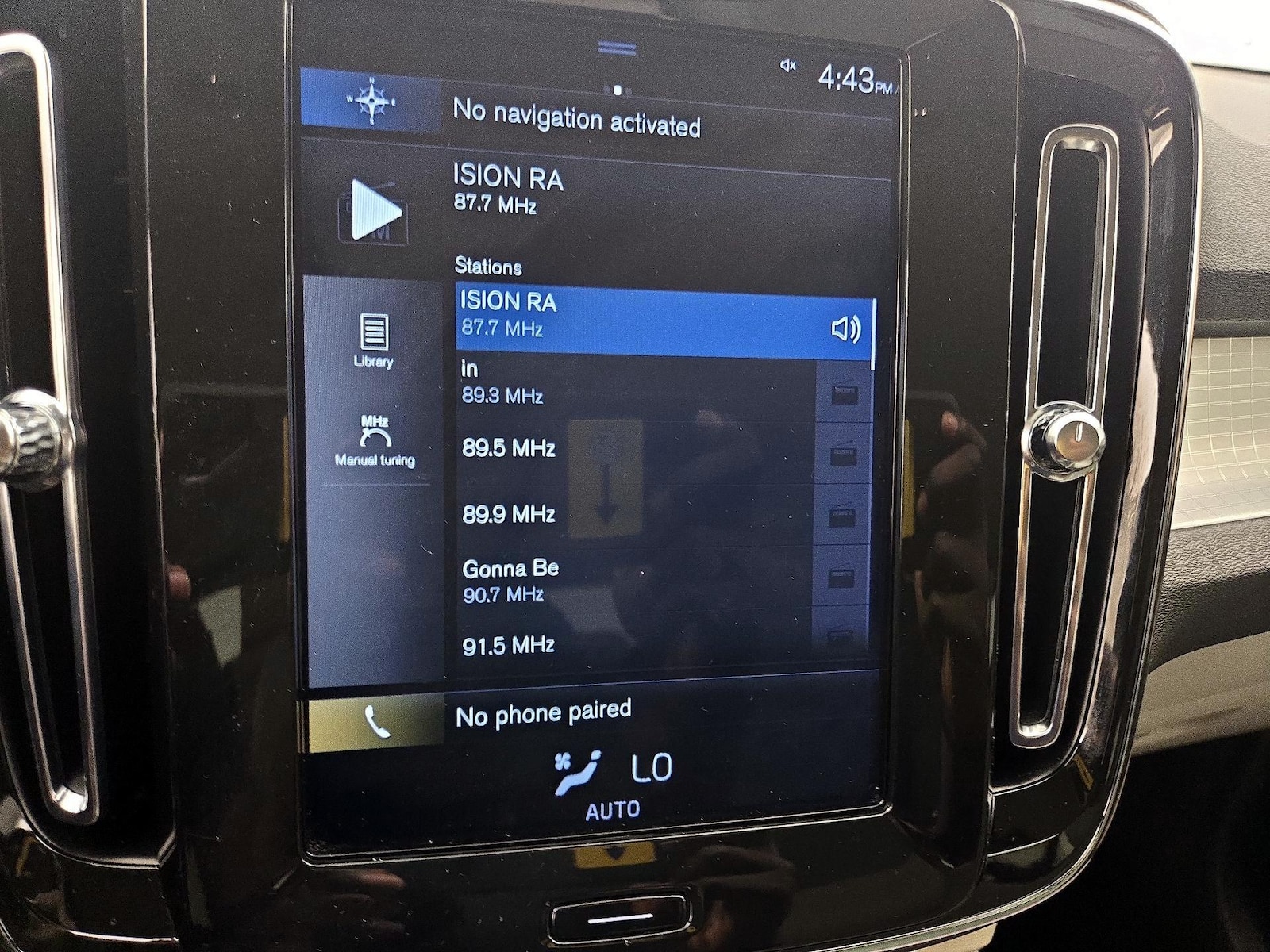 2020 Volvo XC40 Momentum - Photo 16