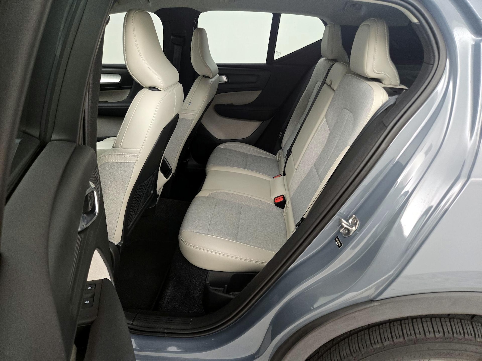 2020 Volvo XC40 Momentum - Photo 20