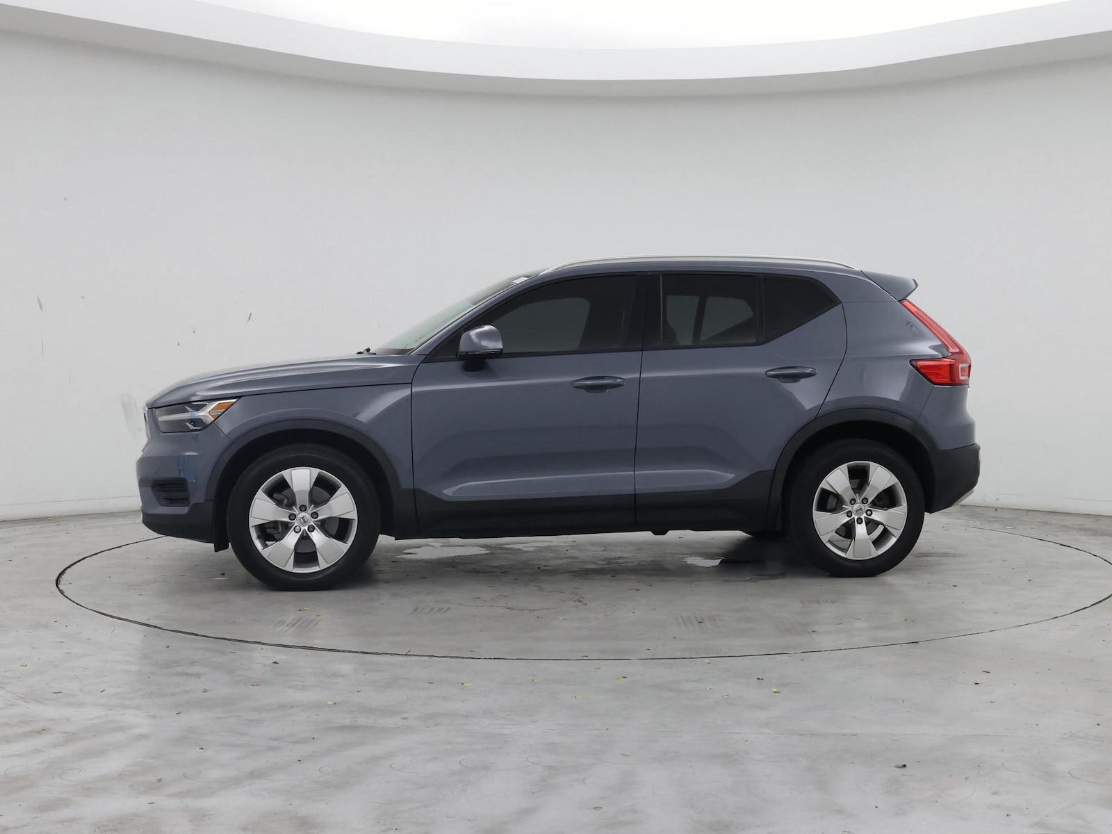 2020 Volvo XC40 Momentum - Photo 4