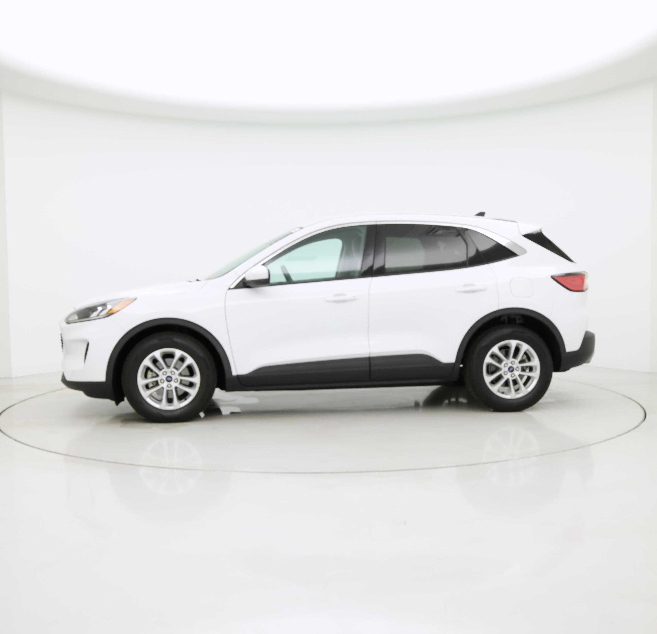 Thumbnail: 2020 Ford Escape - 3