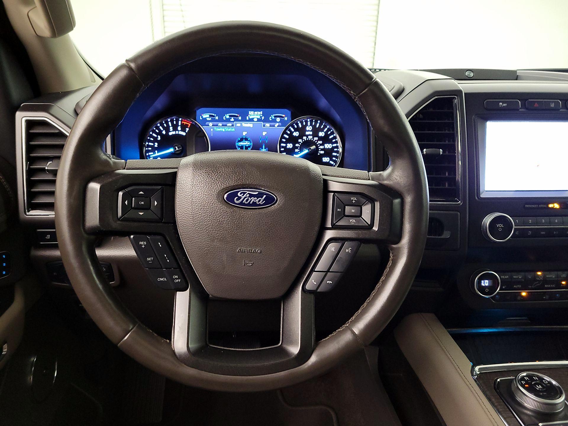 Thumbnail: 2020 Ford Expedition - 10