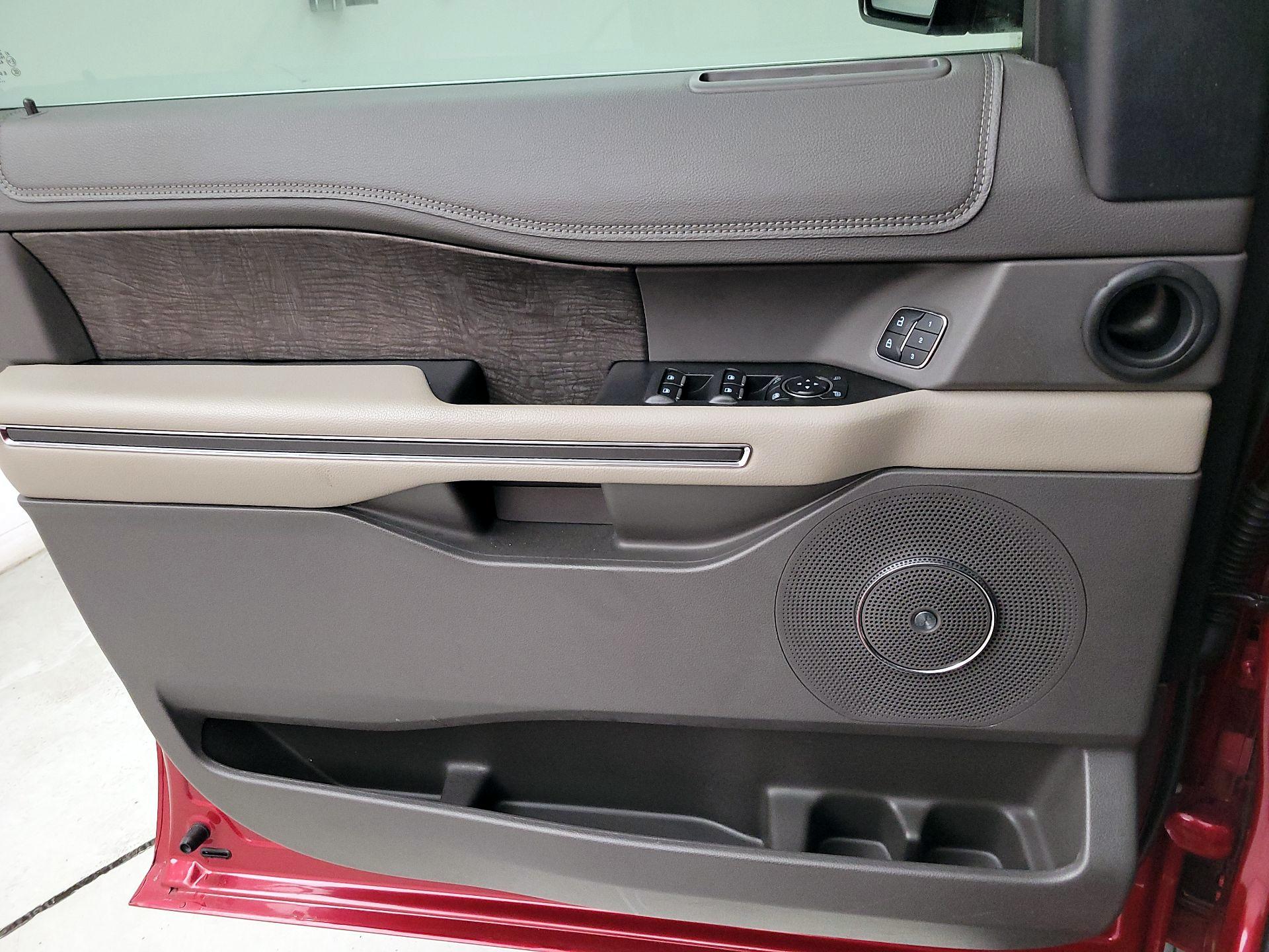 Thumbnail: 2020 Ford Expedition - 12
