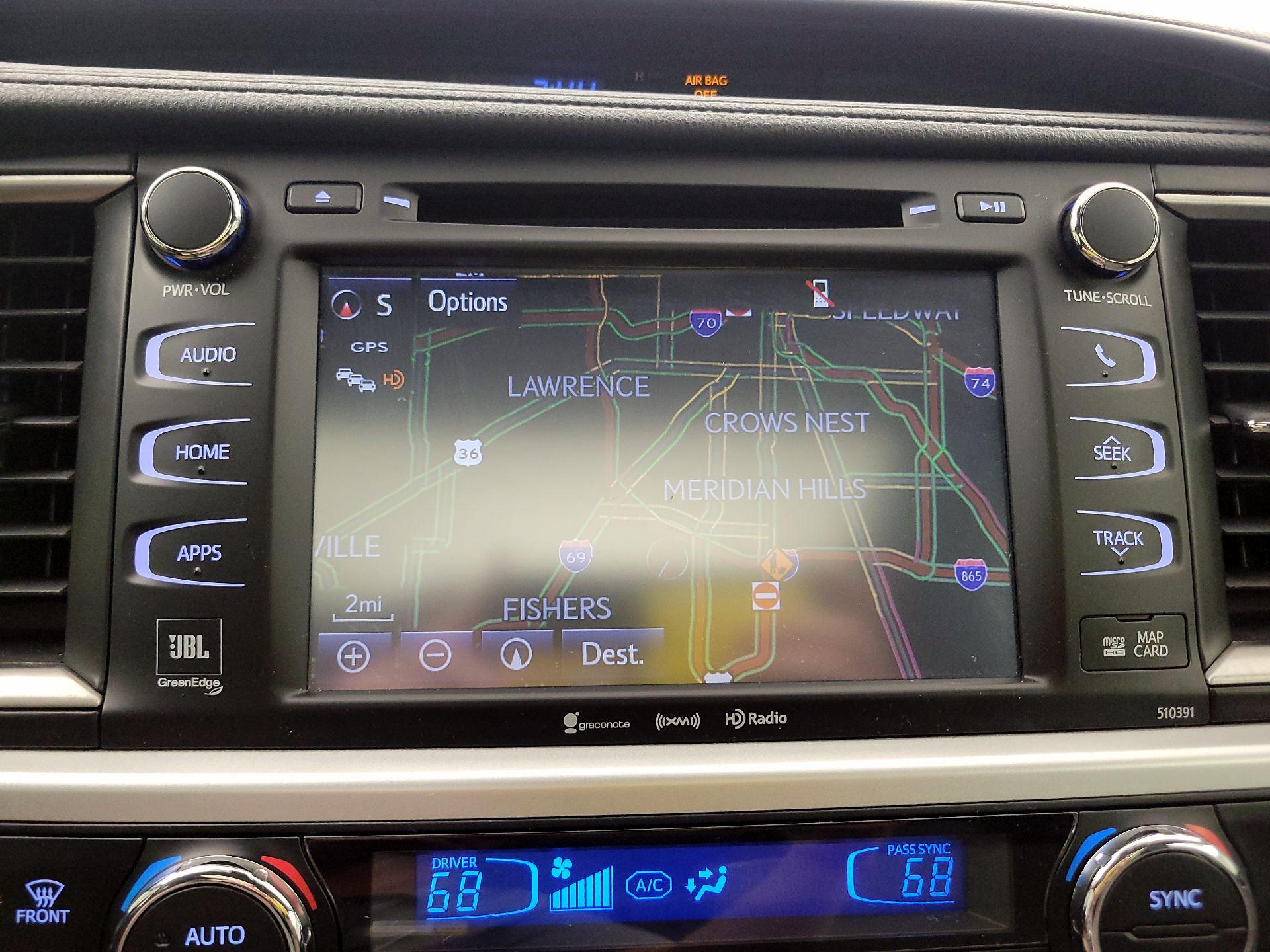 Thumbnail: 2019 Toyota Highlander - 14