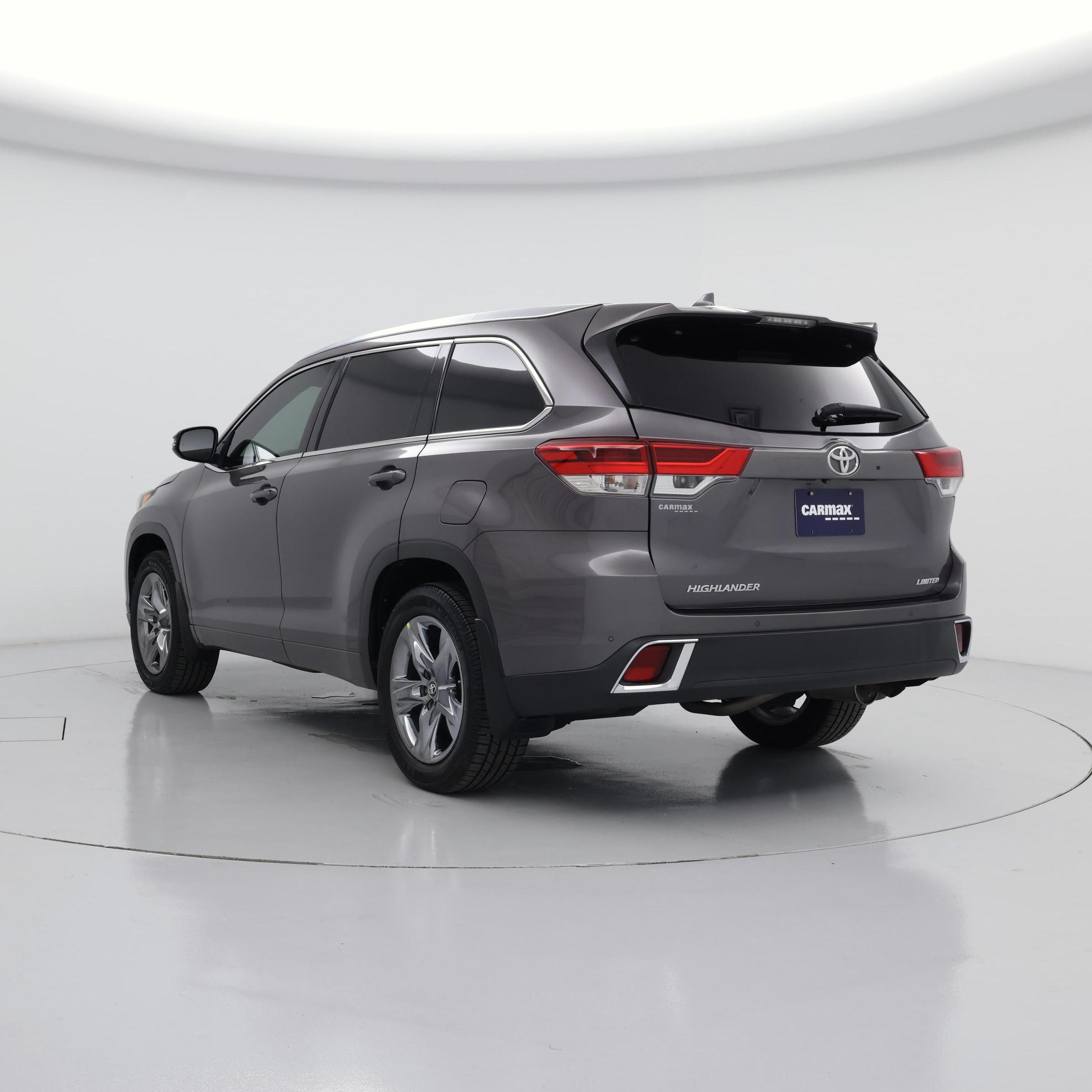 Thumbnail: 2019 Toyota Highlander - 2