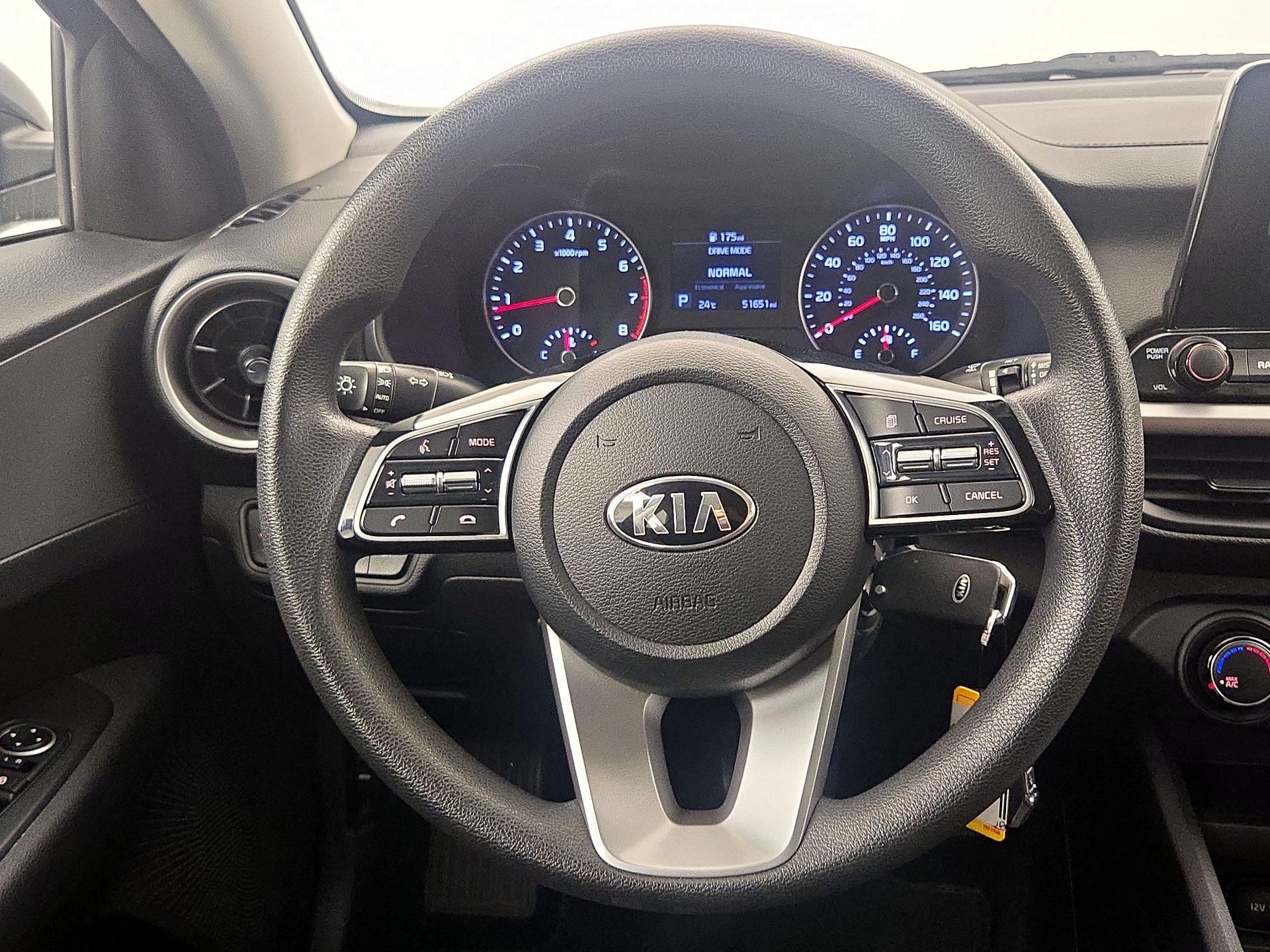 Thumbnail: 2021 Kia Forte - 10