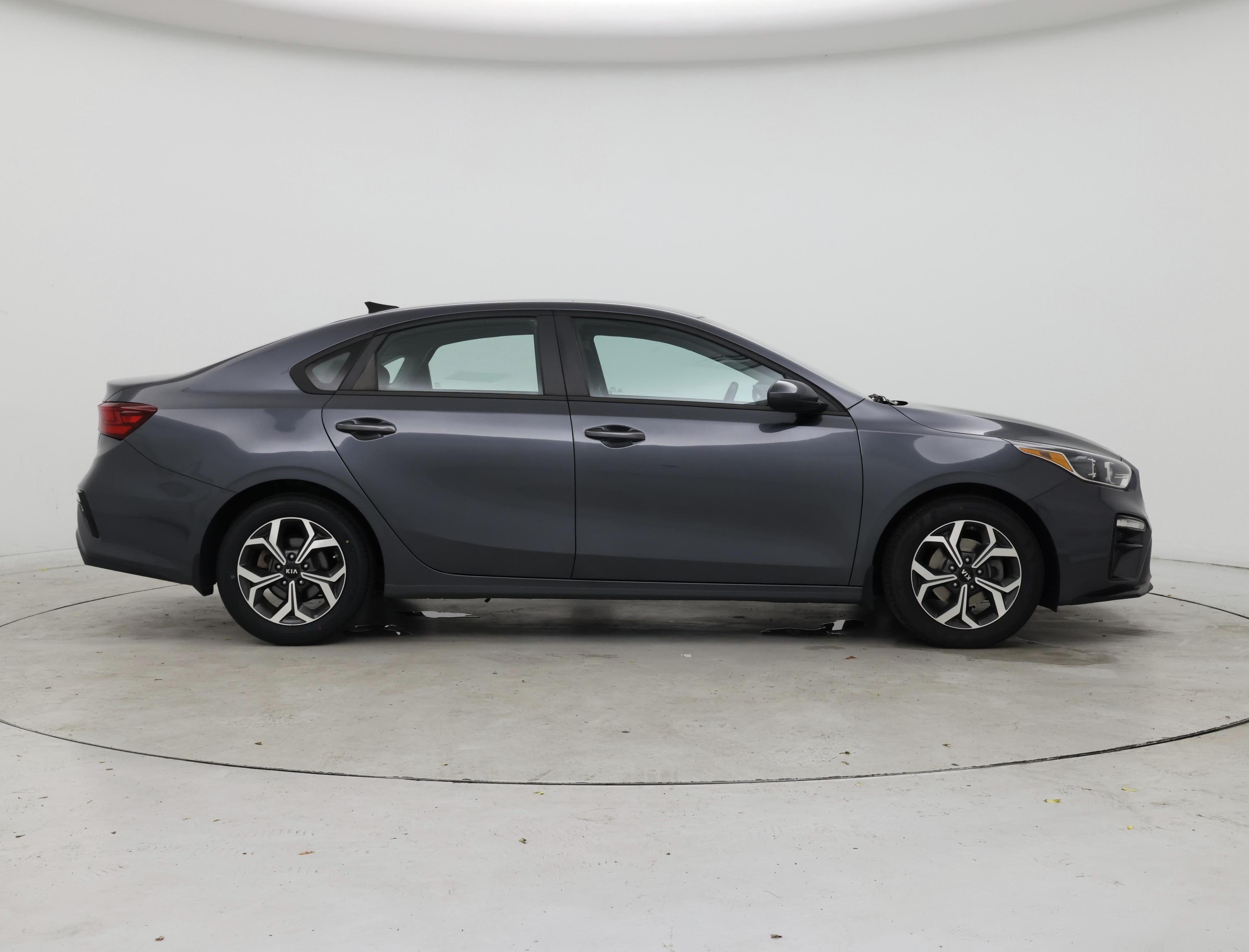 Thumbnail: 2021 Kia Forte - 7