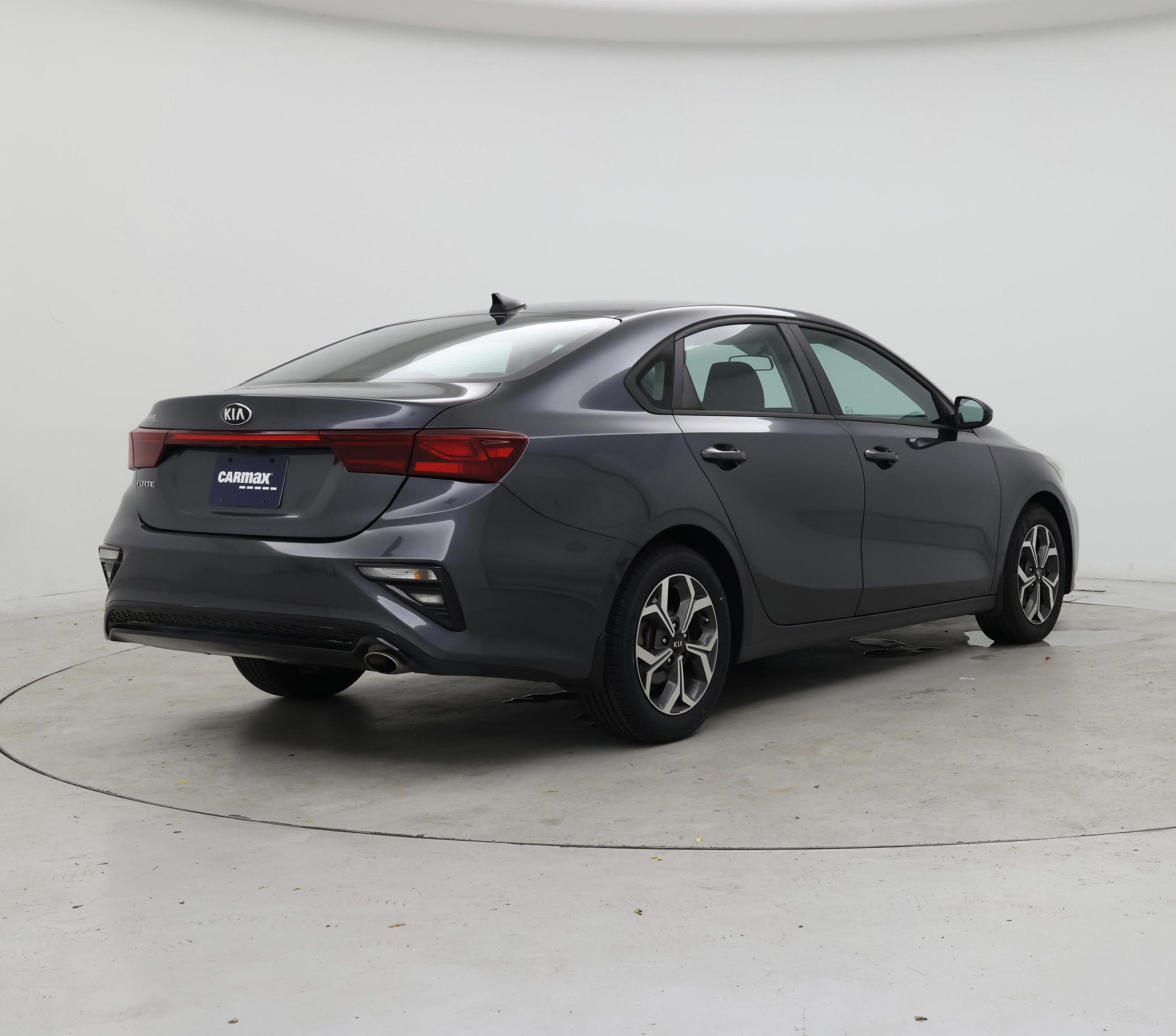 Thumbnail: 2021 Kia Forte - 8