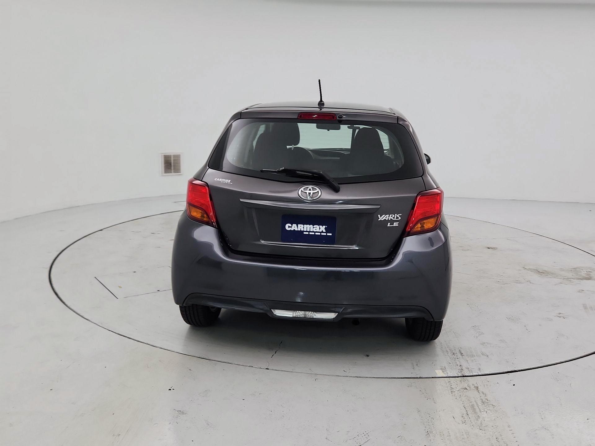 Thumbnail: 2016 Toyota Yaris - 6