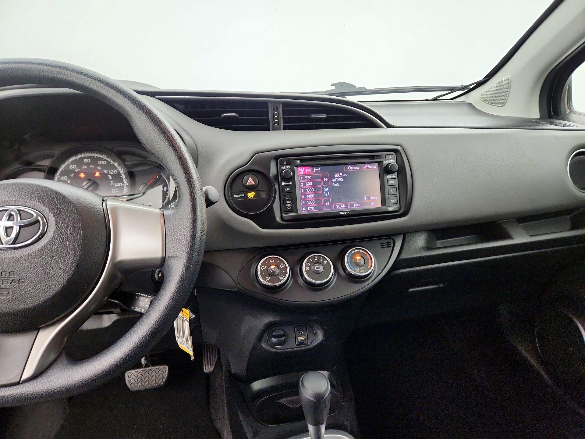 Thumbnail: 2016 Toyota Yaris - 8