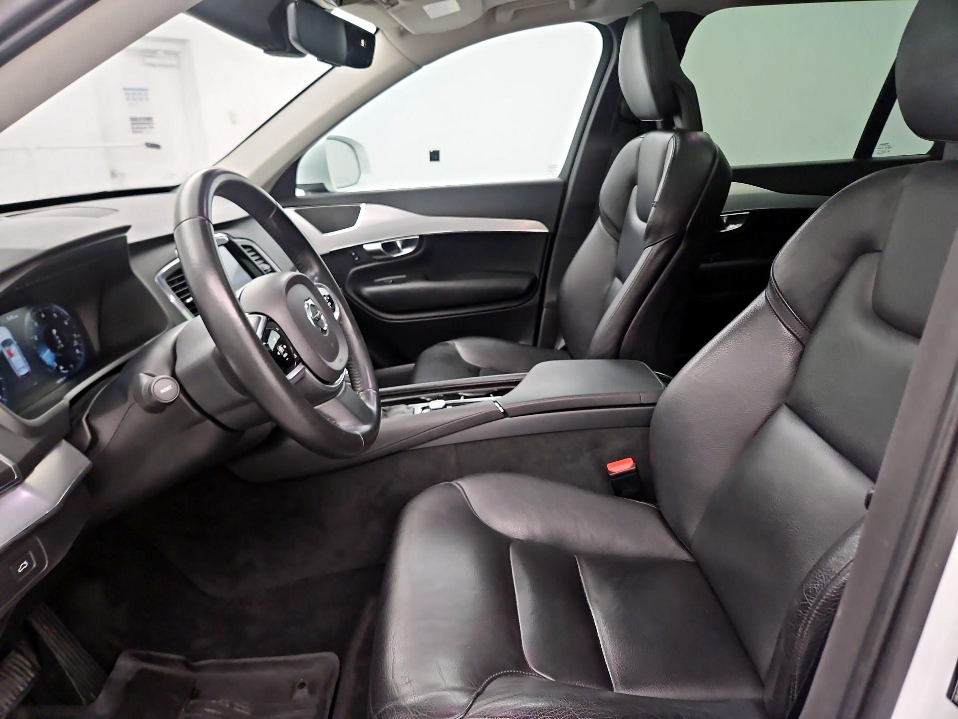Thumbnail: 2017 Volvo XC90 - 11