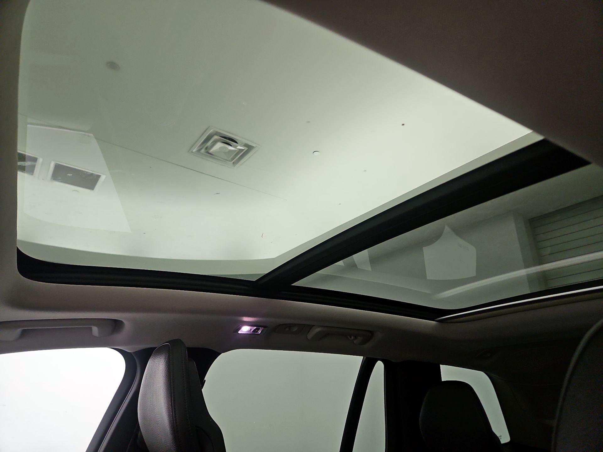 Thumbnail: 2017 Volvo XC90 - 18