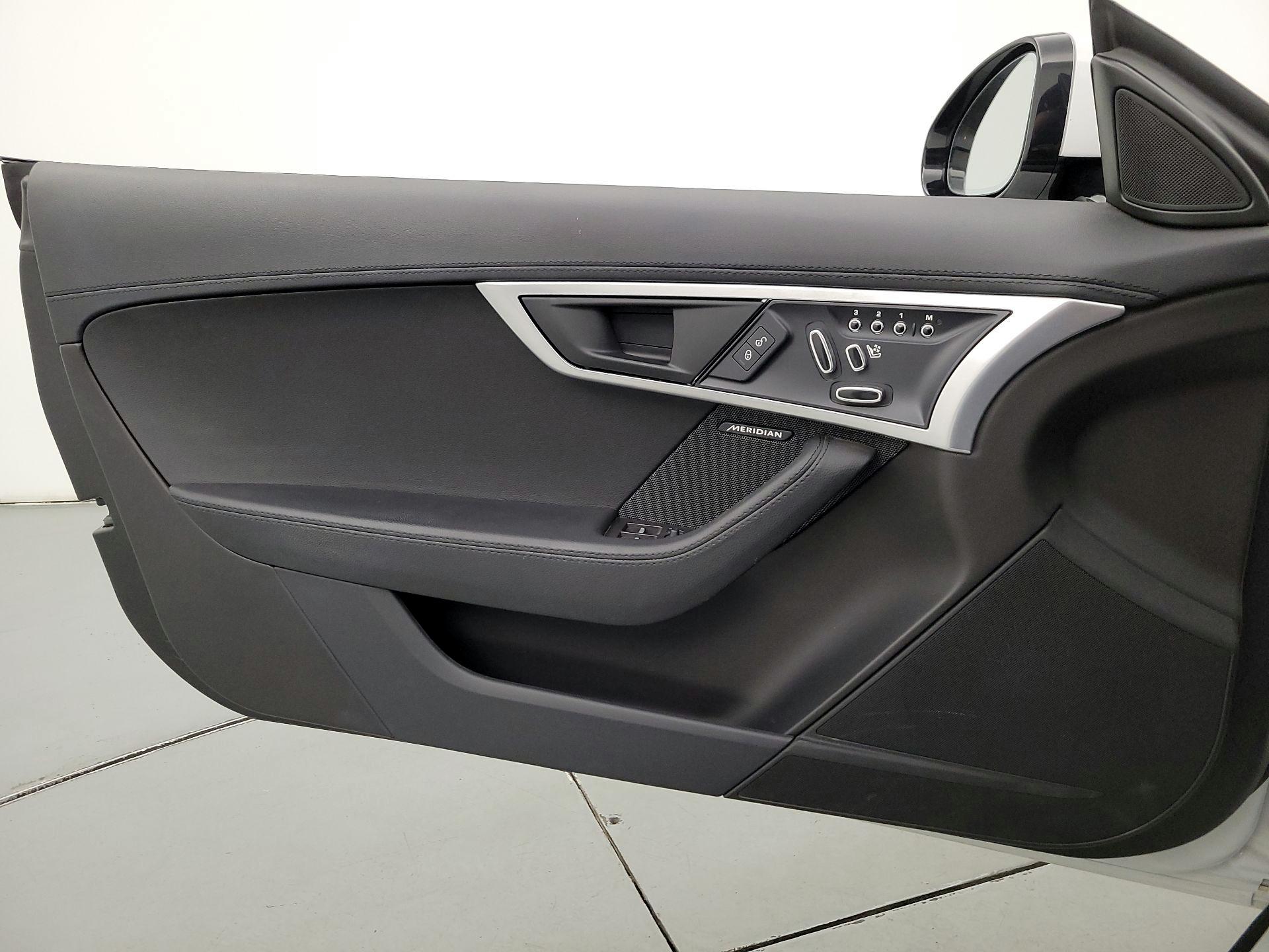 Thumbnail: 2020 Jaguar F-Type - 12