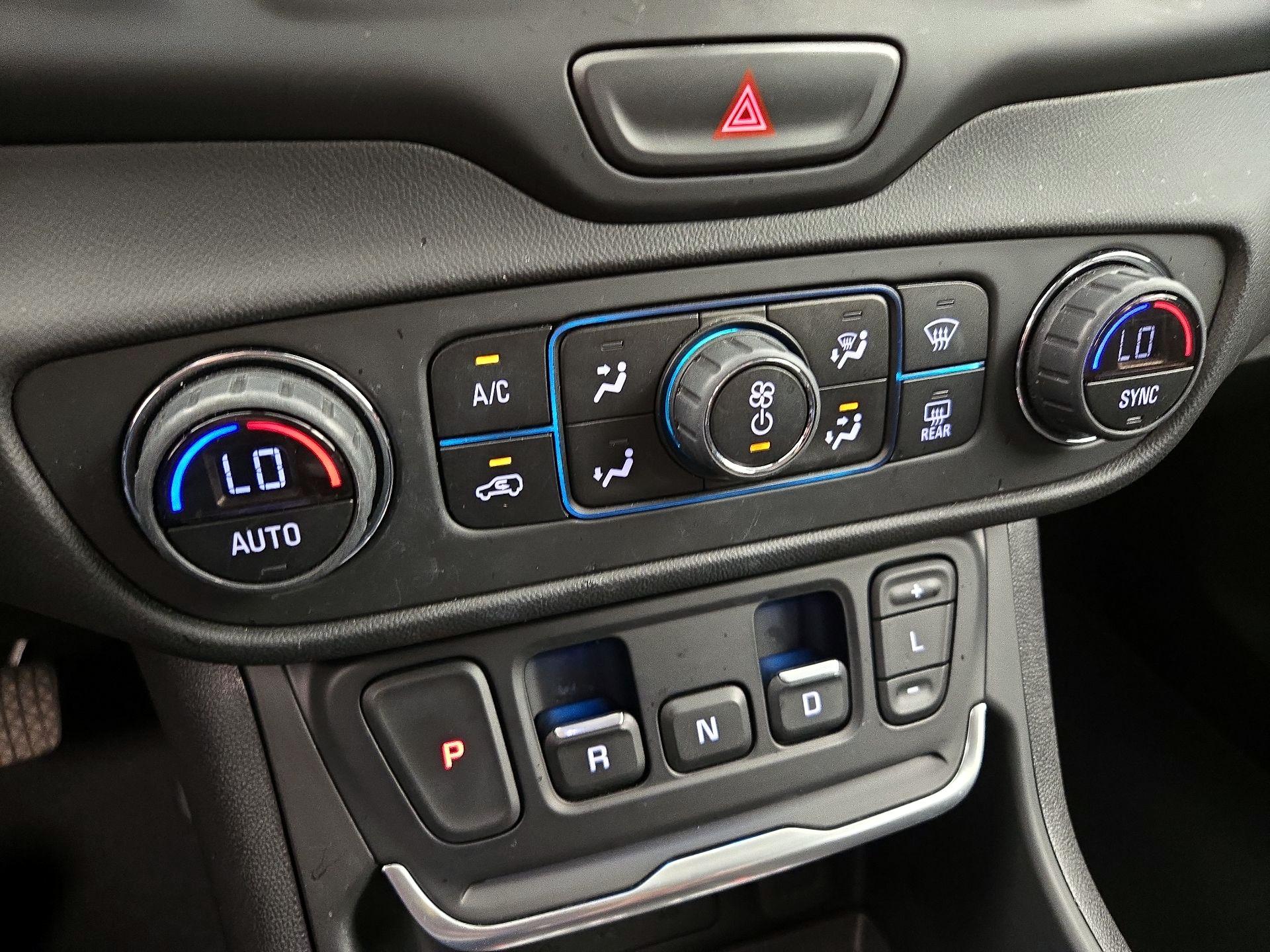 Thumbnail: 2021 GMC Terrain - 16