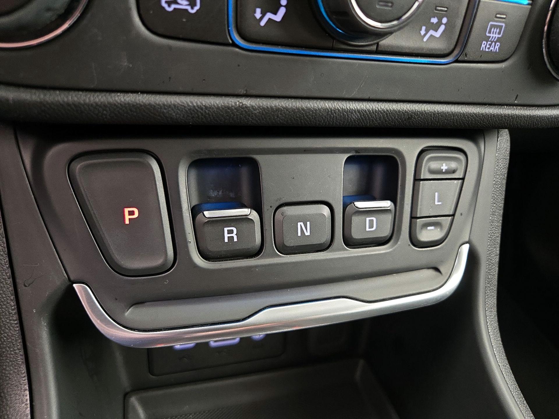 Thumbnail: 2021 GMC Terrain - 17