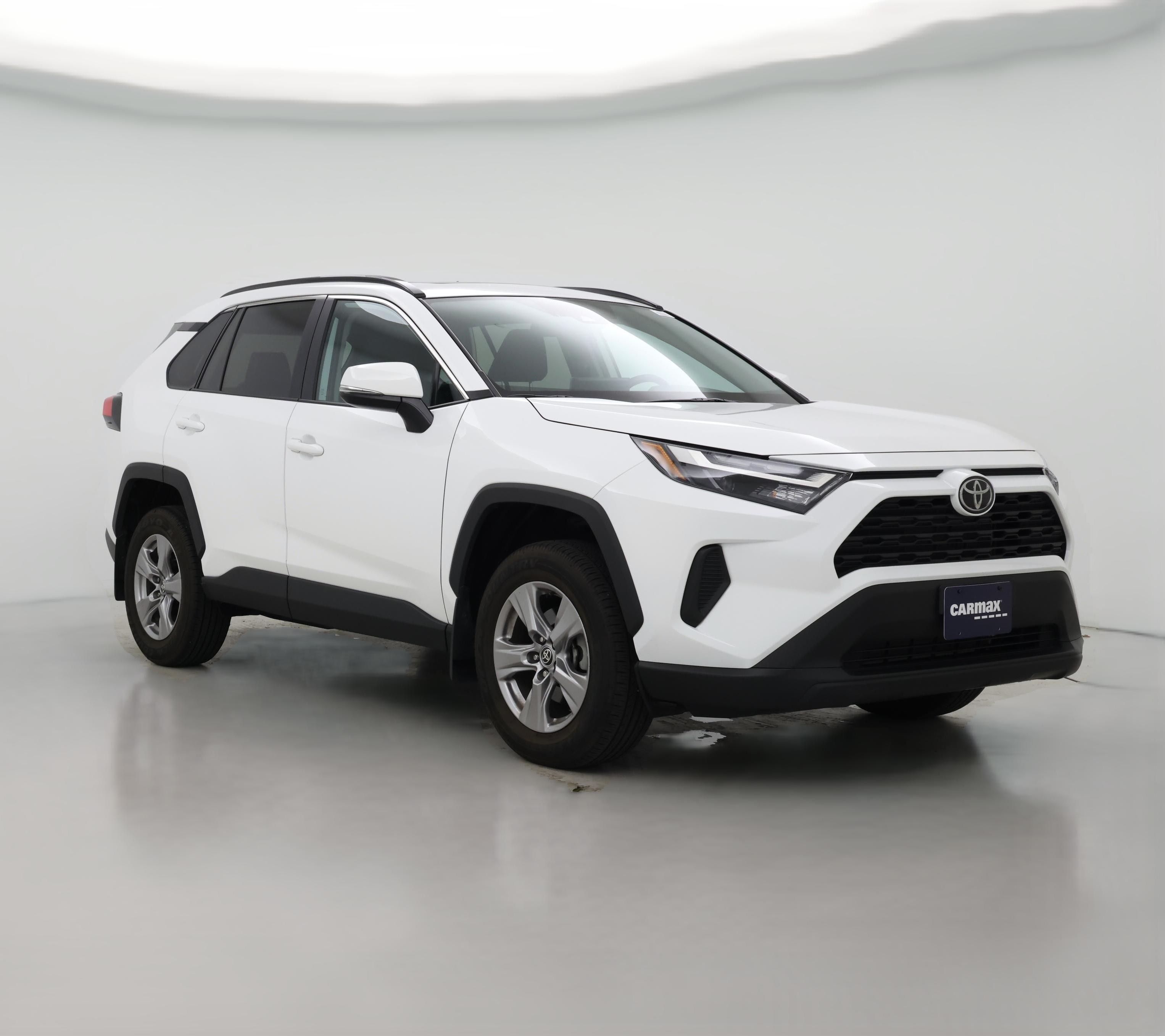 Thumbnail: 2022 Toyota RAV4 - 1