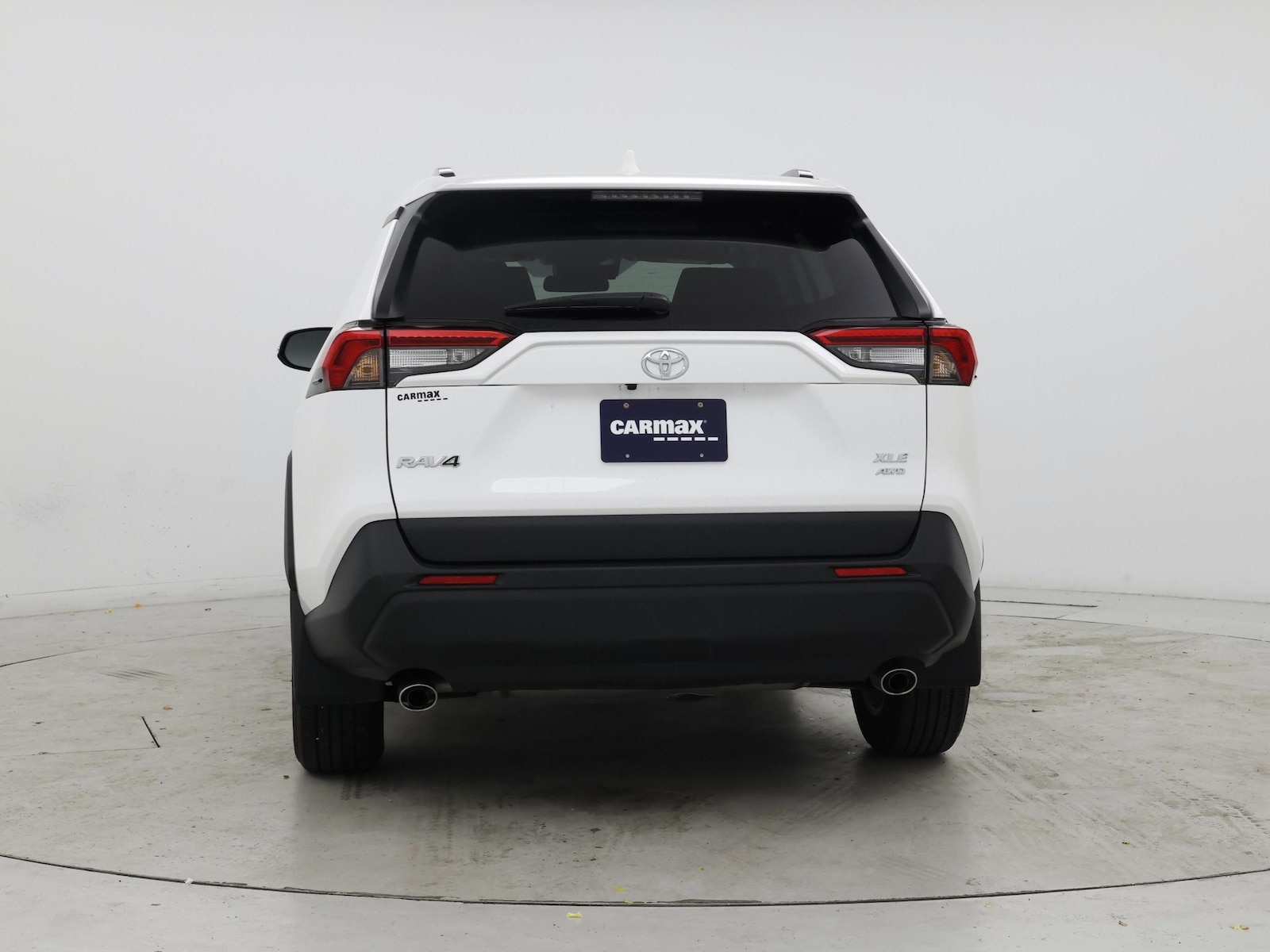 2022 Toyota RAV4 XLE - Photo 7