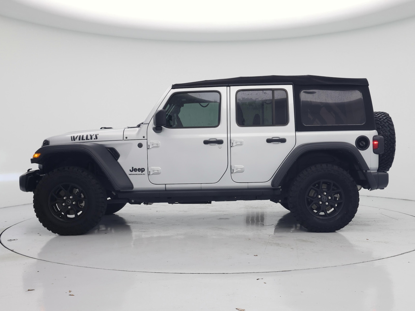 2024 Jeep Wrangler 4-Door Willys - Photo 4