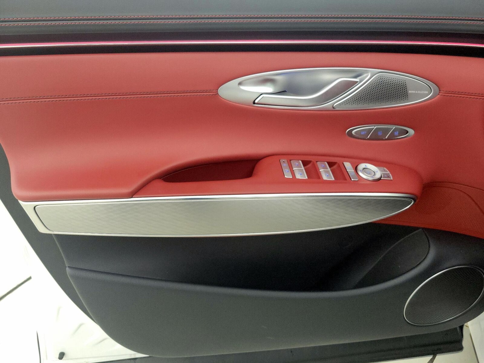 2026 GENESIS GV70 Sport Prestige - Photo 13