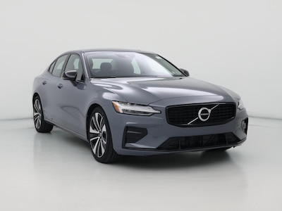 2022 Volvo S60 B5 Momentum