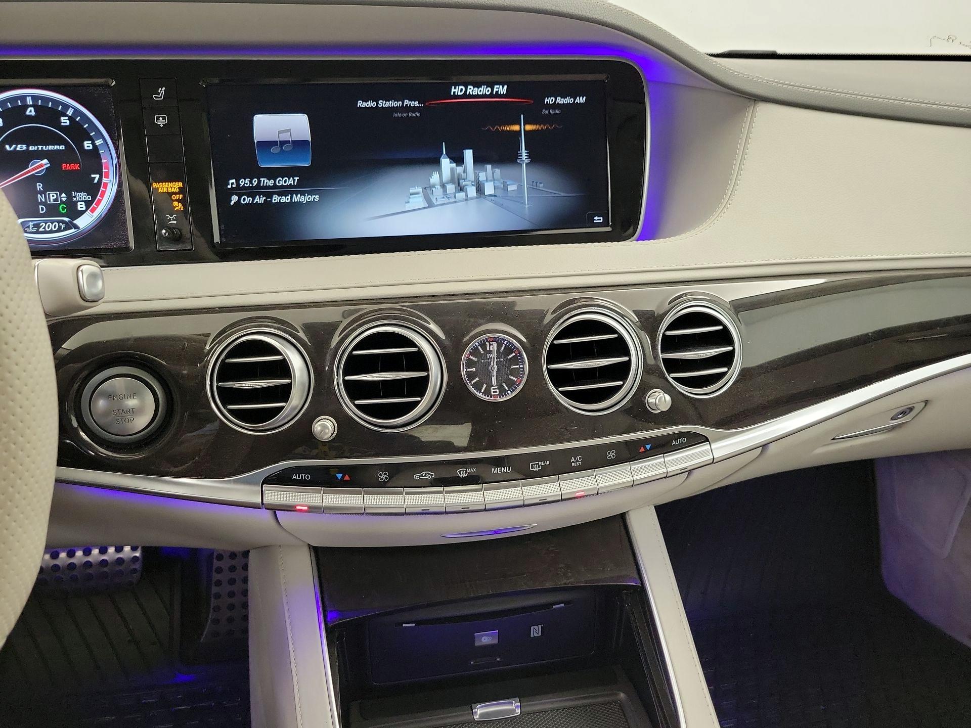 Thumbnail: 2016 Mercedes-Benz S-Class - 16