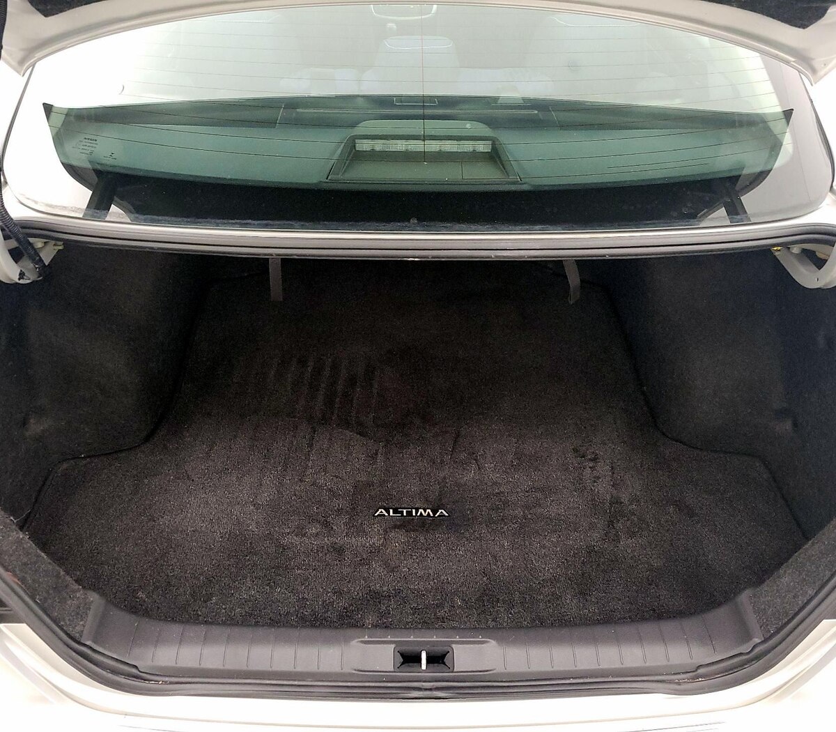 Trunk/Cargo (Seats Up)