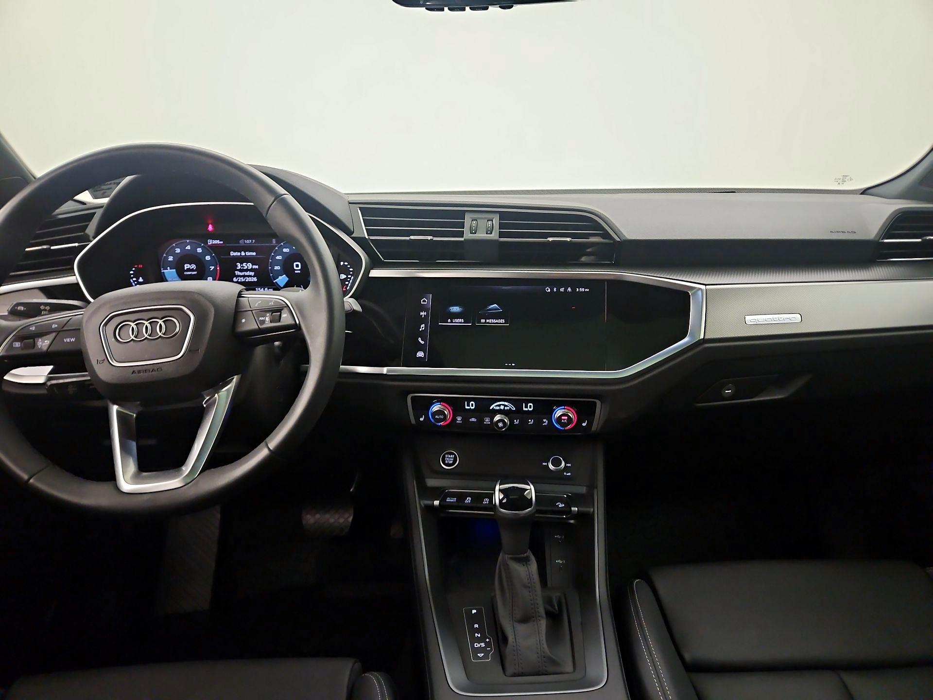 Thumbnail: 2024 Audi Q3 - 9