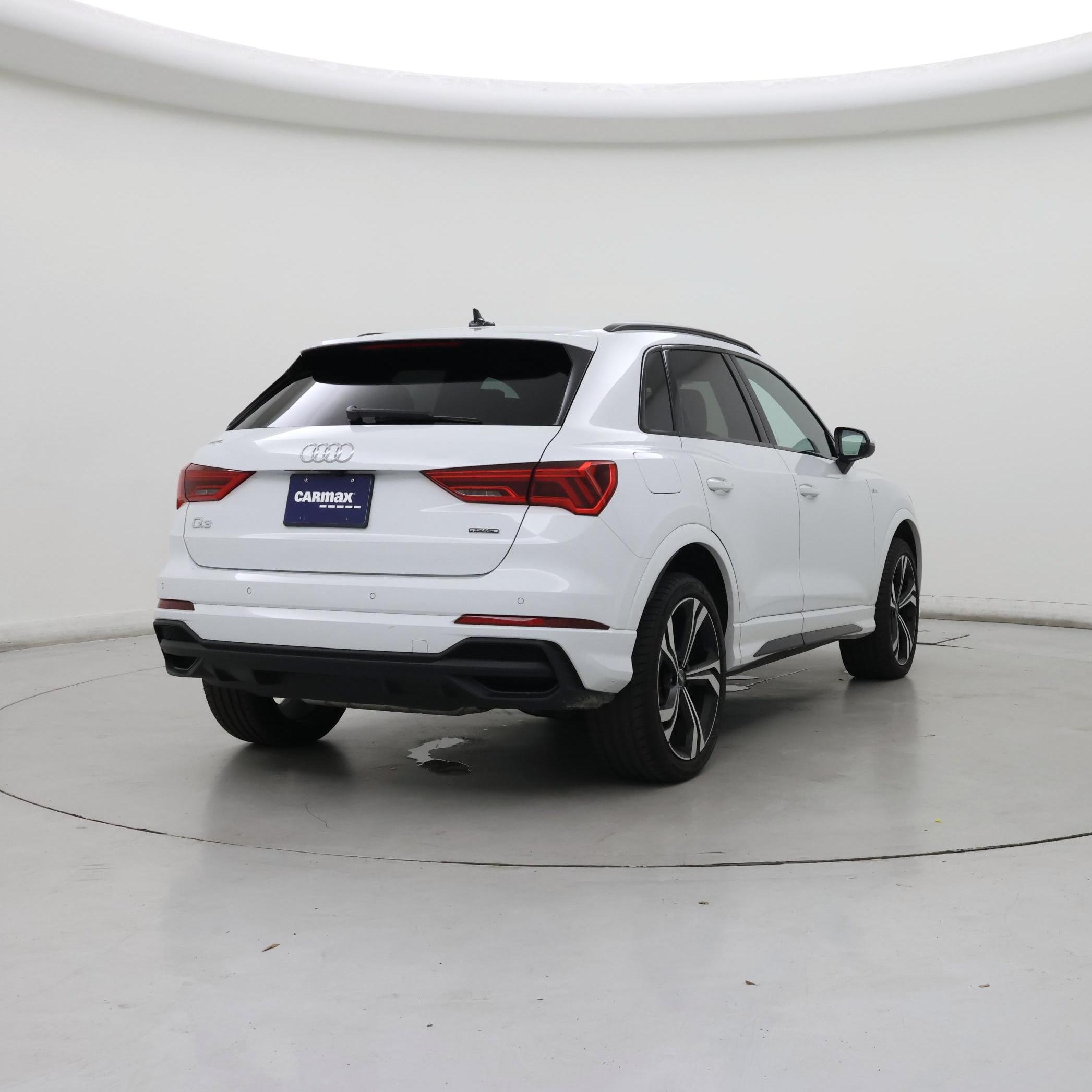 Thumbnail: 2024 Audi Q3 - 8