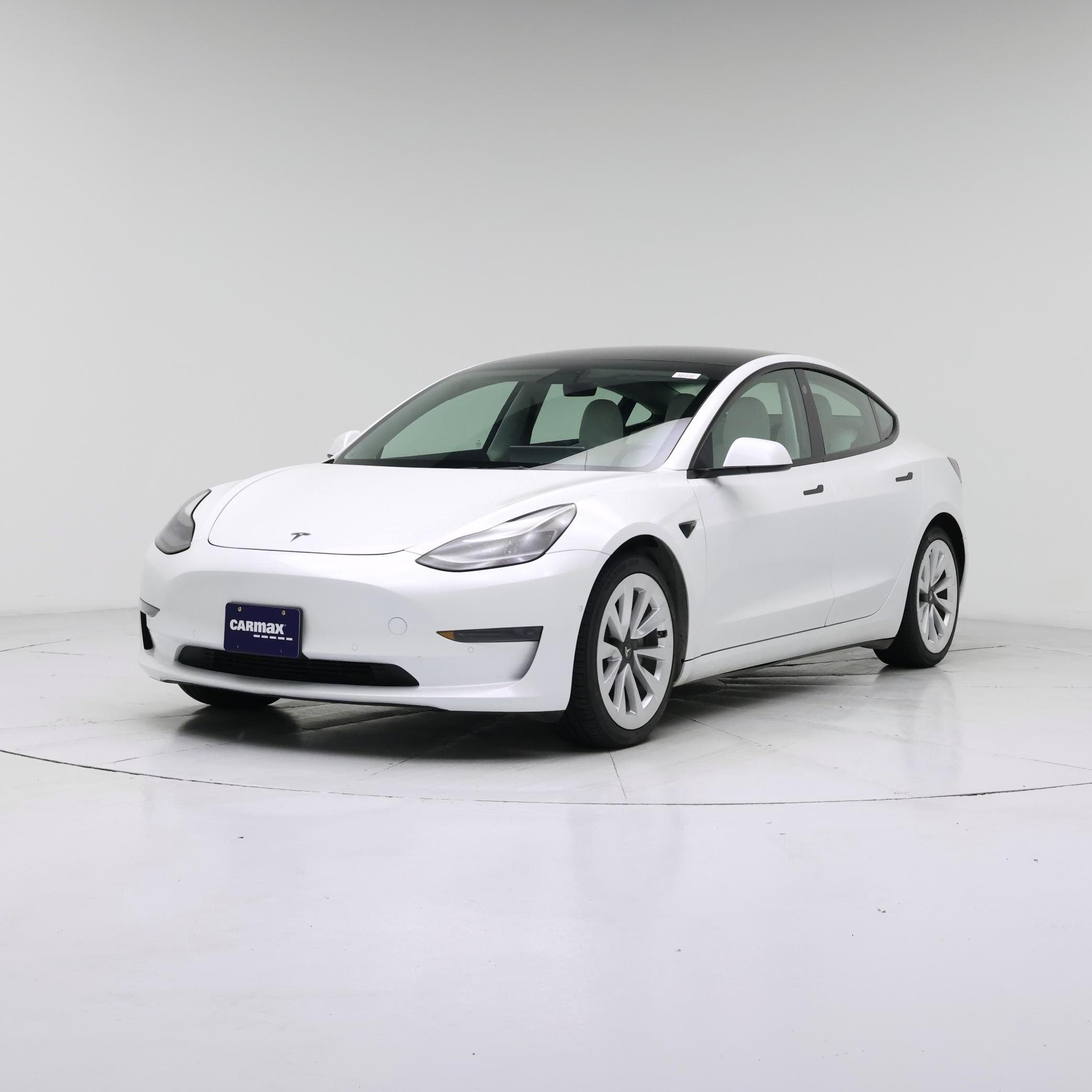 Thumbnail: 2022 Tesla Model 3 - 4
