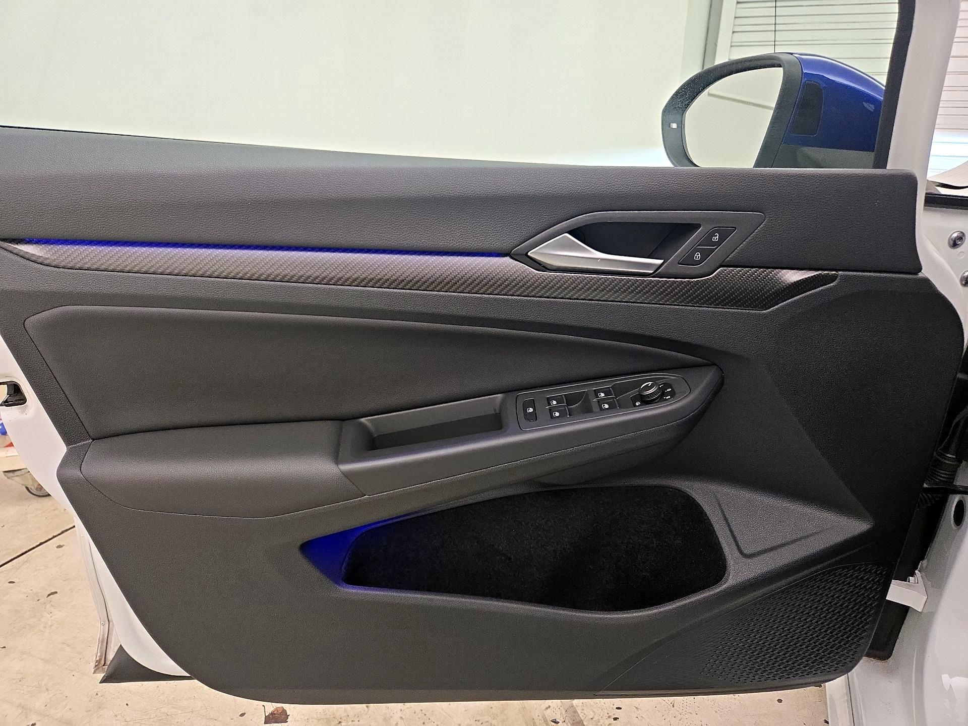 Thumbnail: 2023 Volkswagen Golf - 12