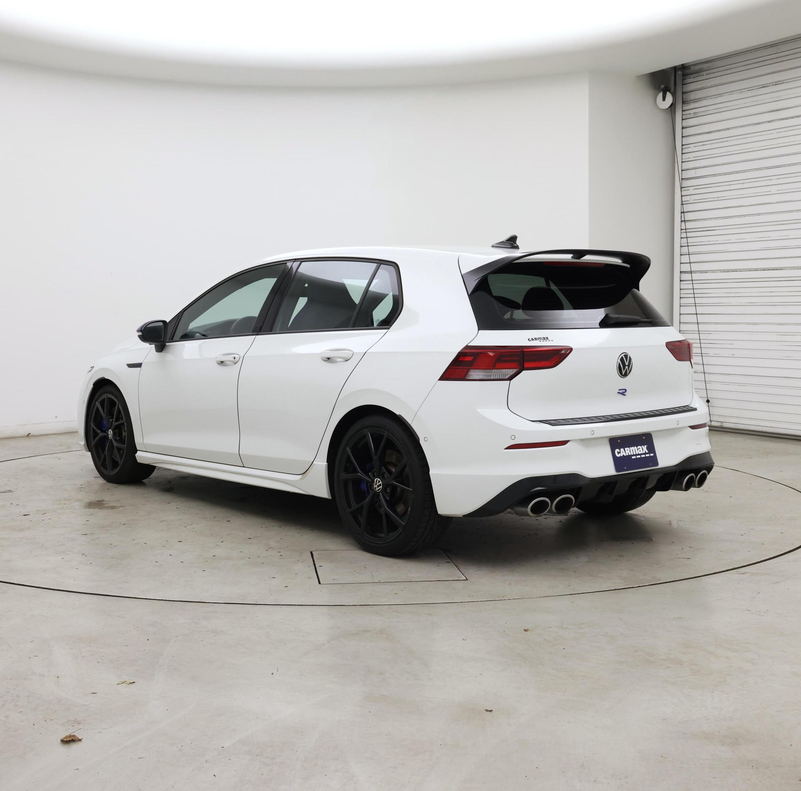 Thumbnail: 2023 Volkswagen Golf - 2